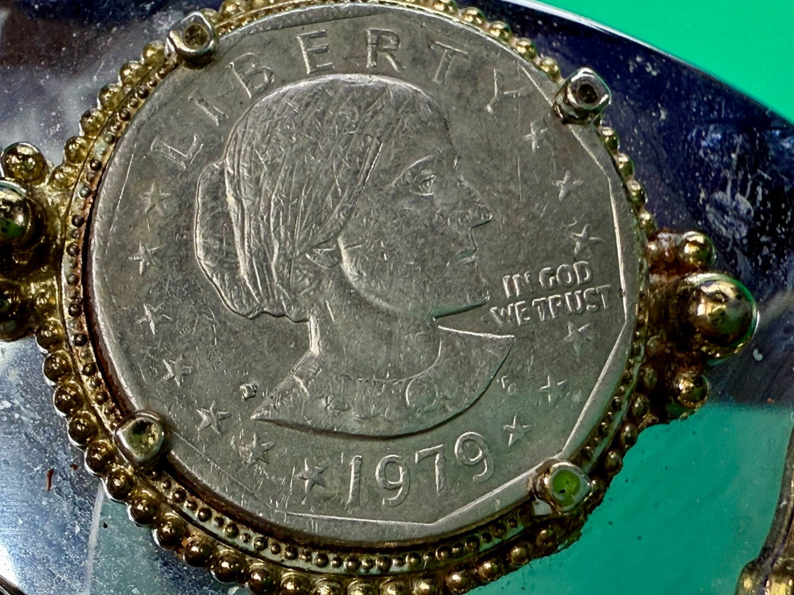 American Bald Eagle 1979 Susan B. Anthony Dollar Coin Collector Belt Buckle