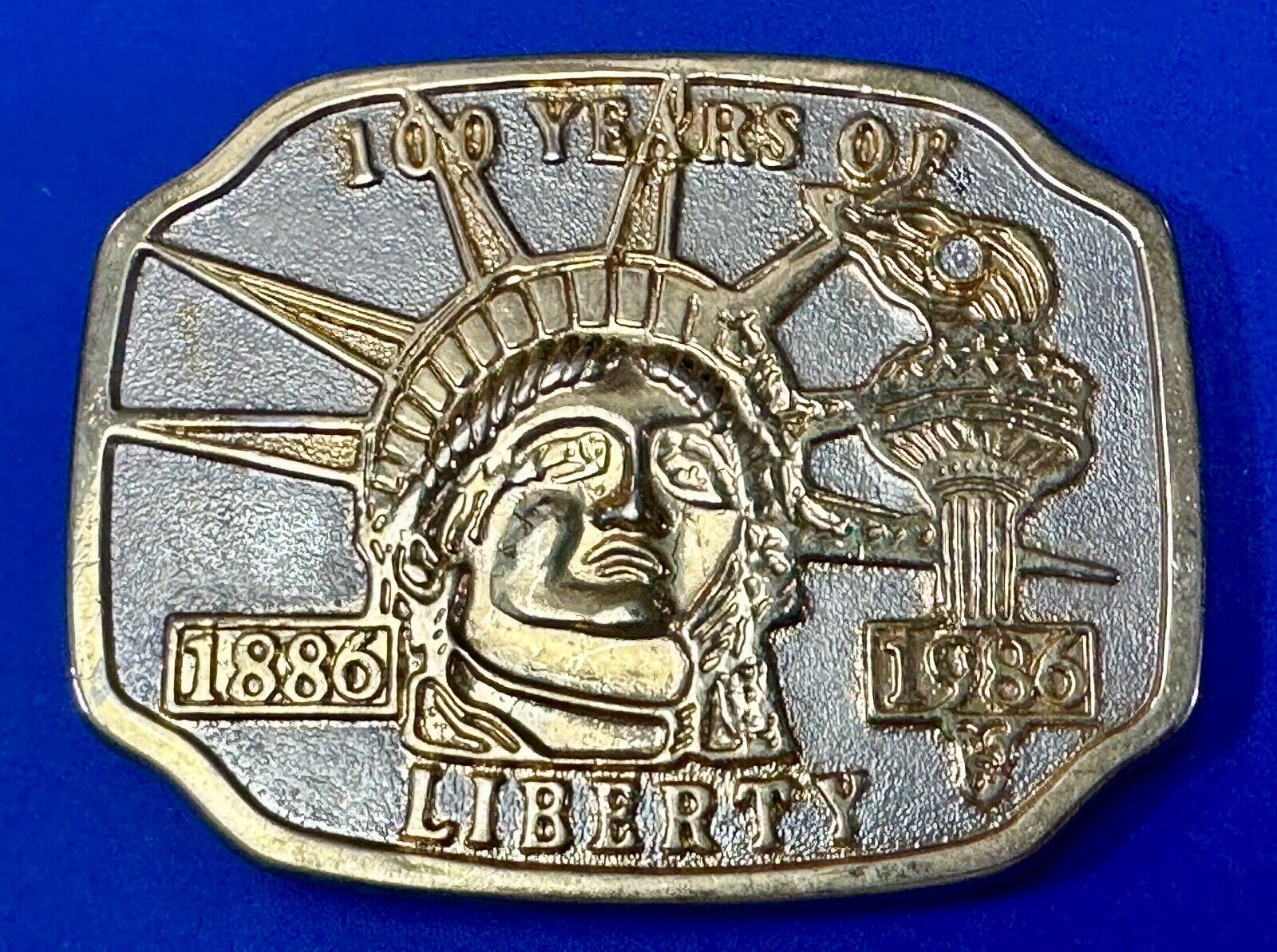 100 years of The Statue of Liberty New York City Commemorative  belt buckle