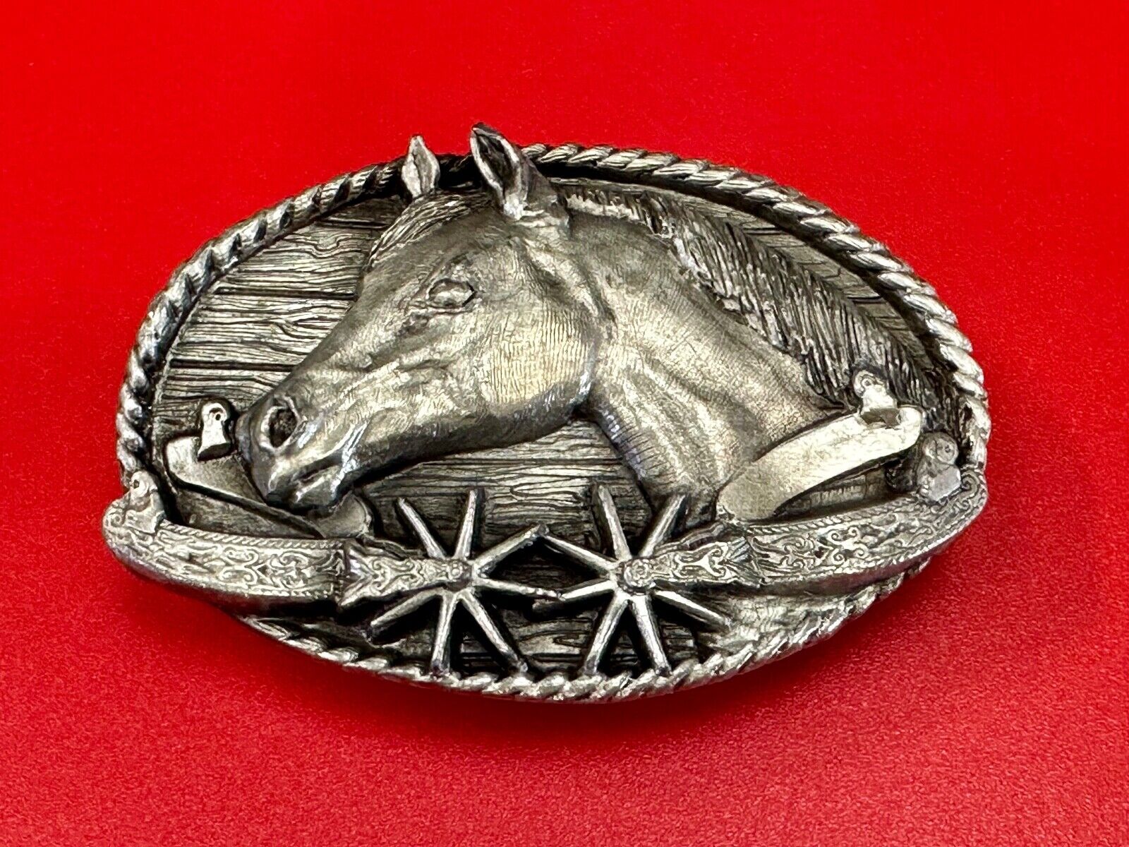 Vintage 1983 Cowboys Horse Lovers spurs siskiyou RARE belt buckle
