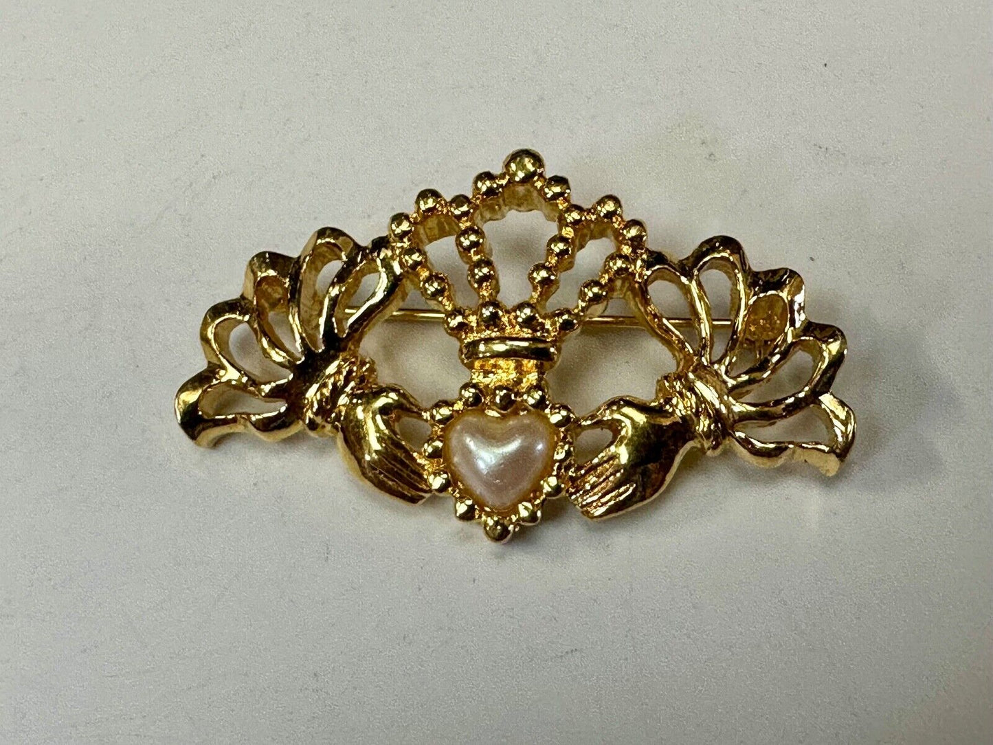 Vintage Avon Goldtone Brooch Pin Claddagh Hands Heart Crown Pearl Heart Bead