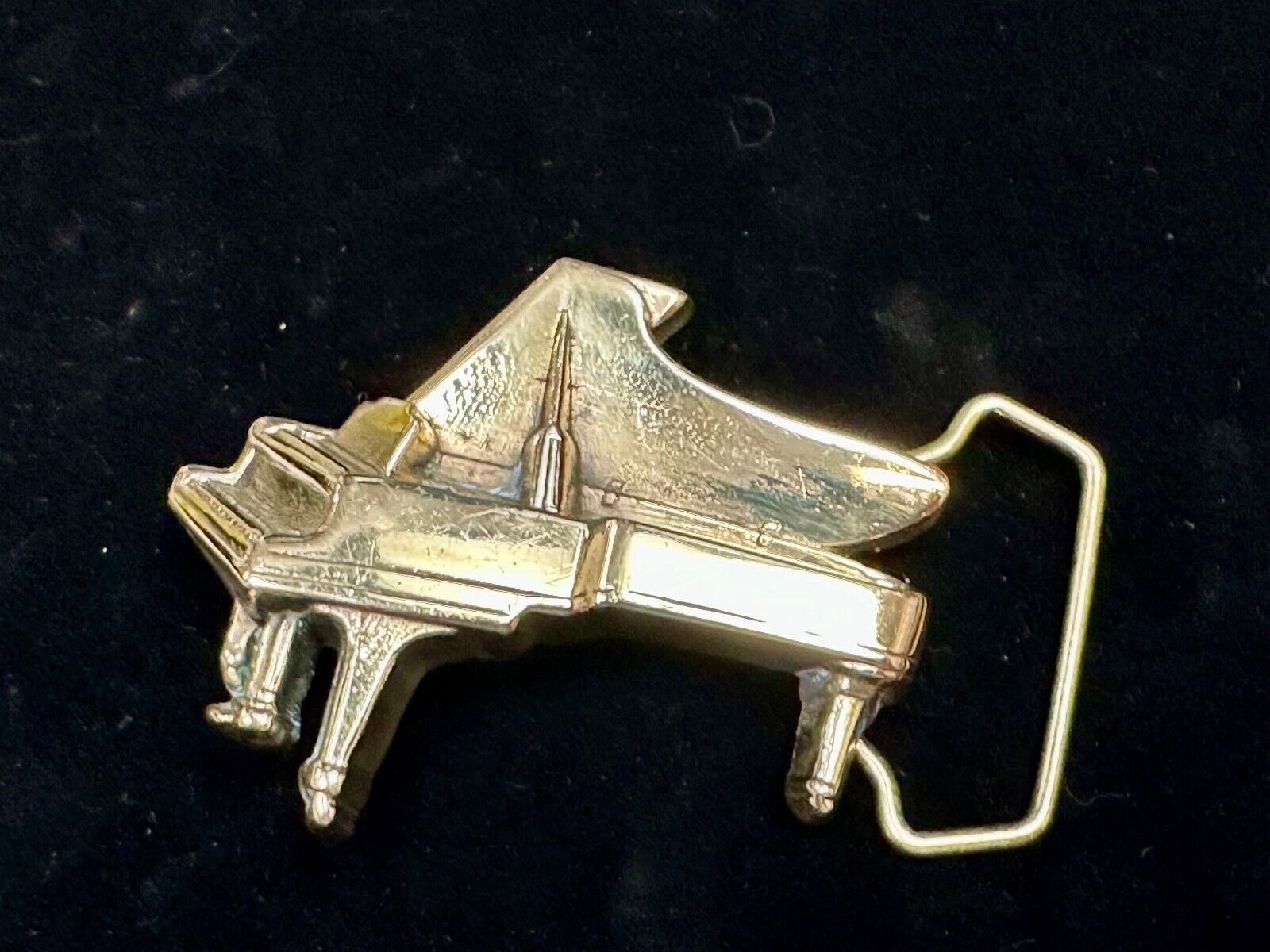 Beautiful Baby Grand Piano 1978 Baron Buckles Solid Brass  belt buckle