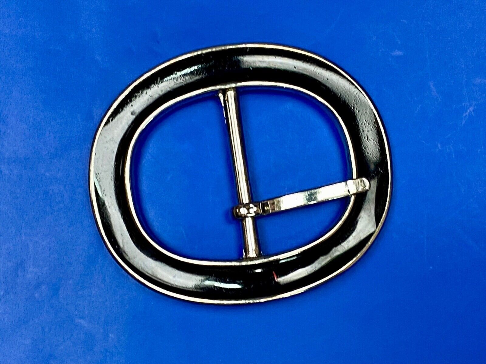 3" Wide Formal Silver And Black Color Oval Belt Buckle - Retro Vibe