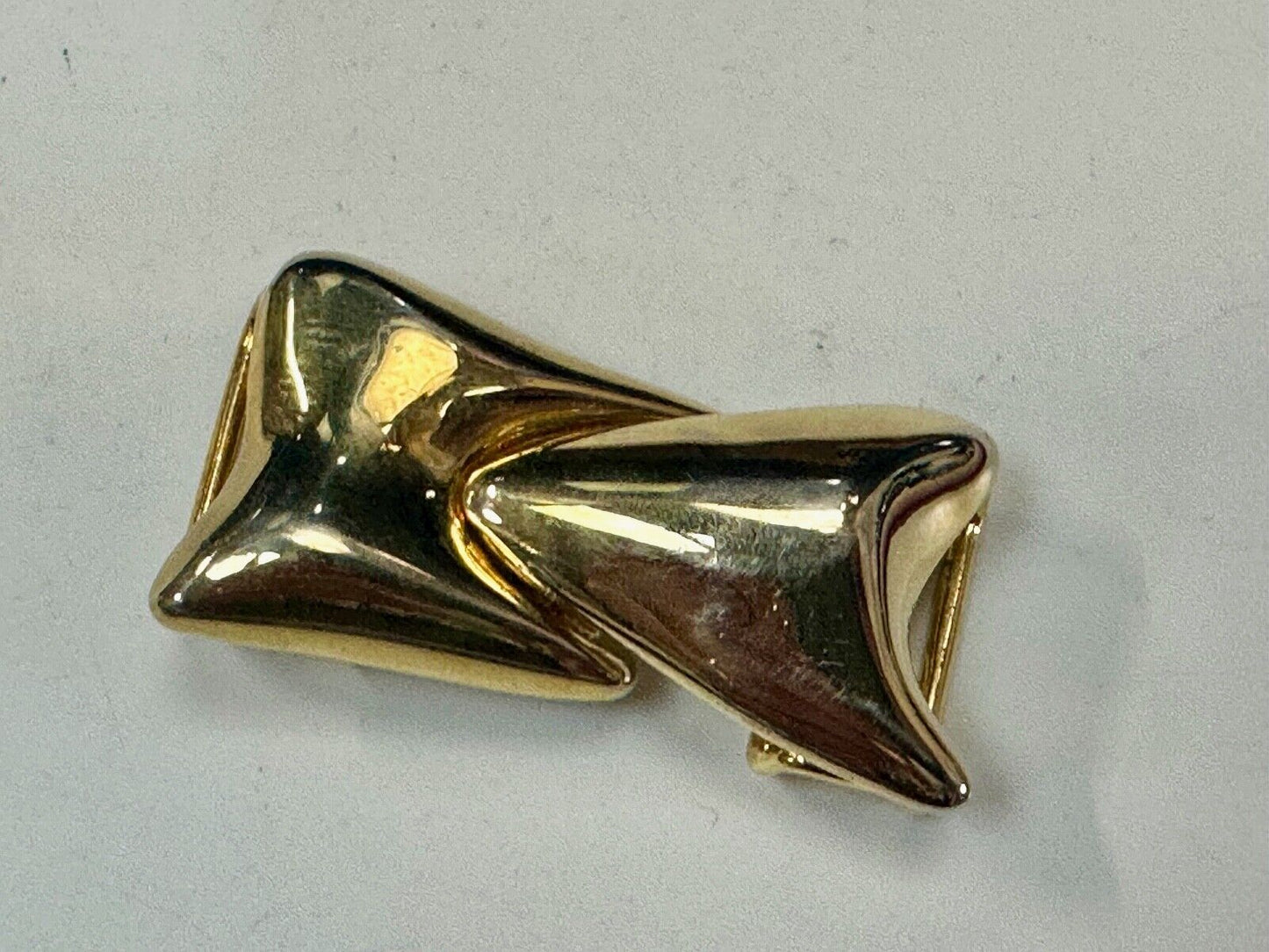 Two piece gold tone Retro shape style interconnecting vintage belt buckle