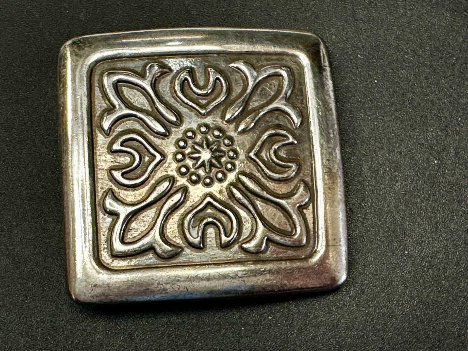 Tribal Ethnic Pattern Hippy Boho Silver Tone Belt Buckle Made in Taiwan