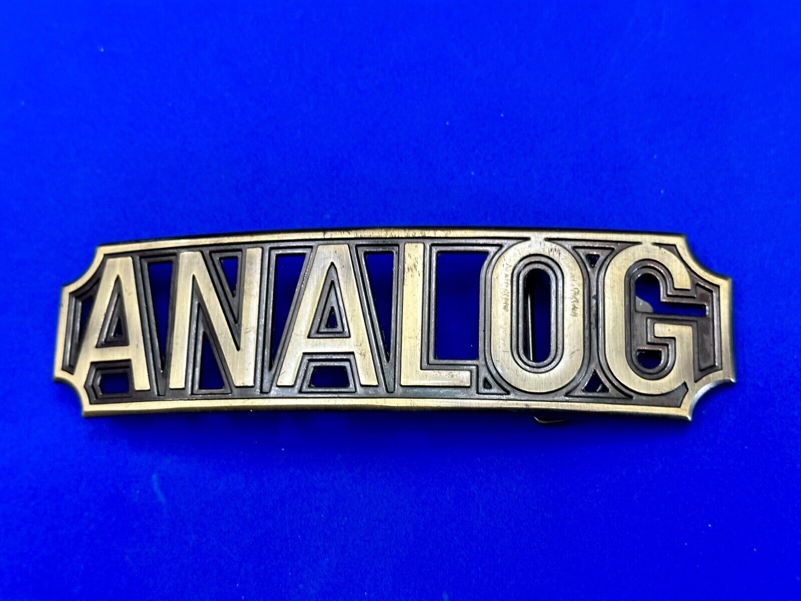 ANALOG - large old school block letter silver tone belt buckle
