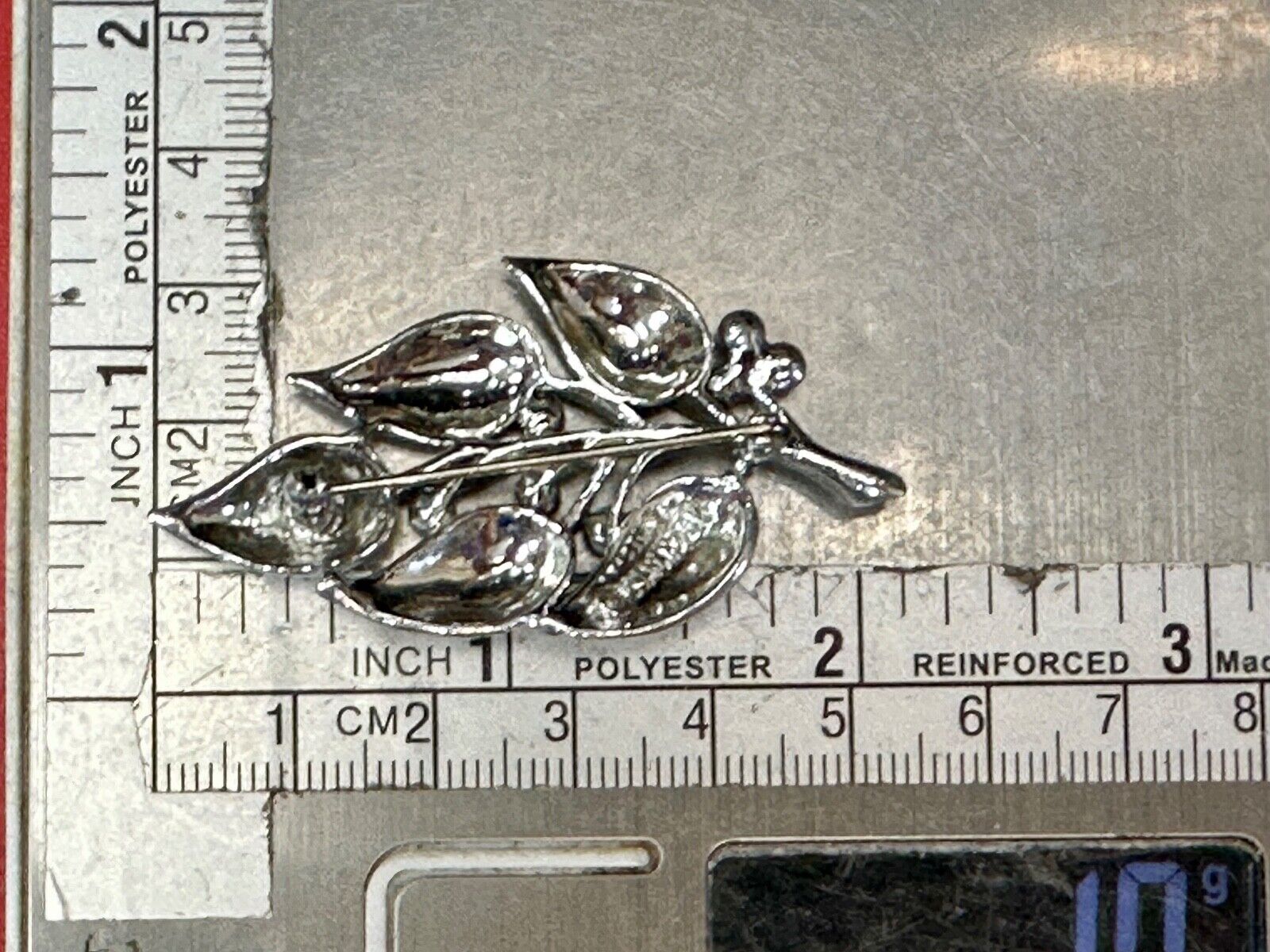 5 Leaf Stem Twig vintage Sarah Coventry signed silver tone brooch pin