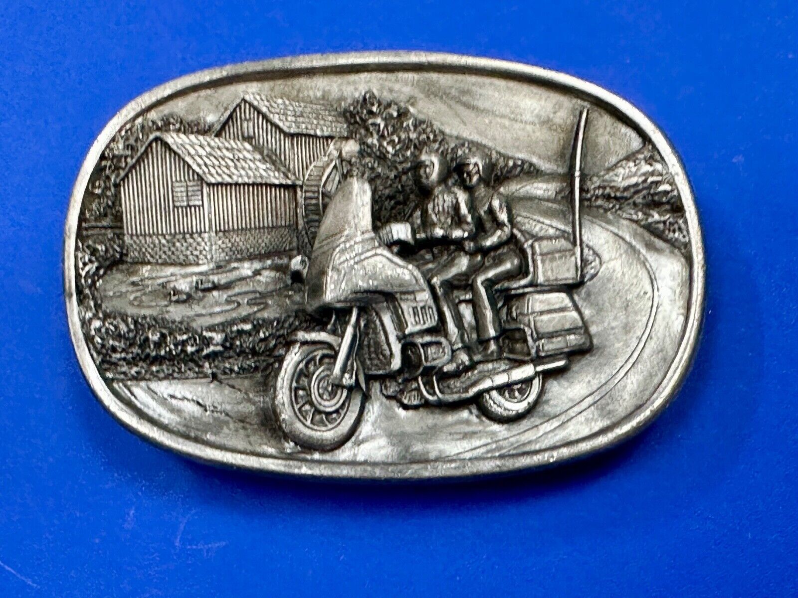 Biker Couple riding on Motorcycle  Vintage 1984 Bergamot belt buckle  L-49 1