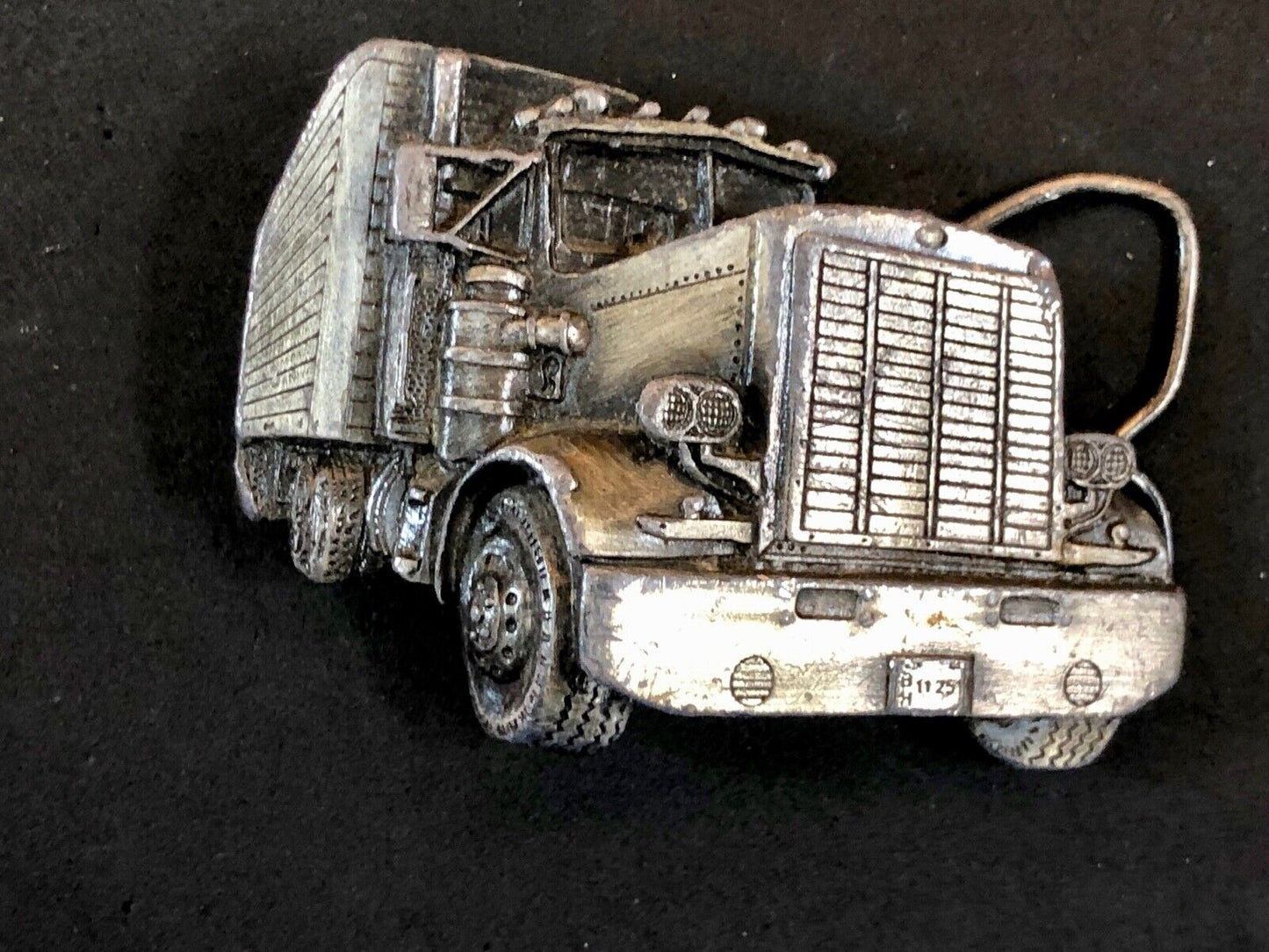 1977 bergamot brass works figural cut out truck big rig trucker semi belt buckle