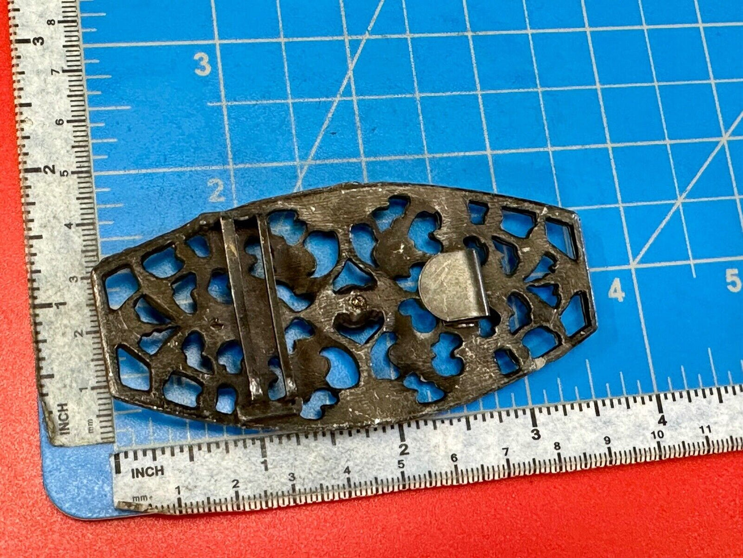 antique three rhinestone's on skeleton belt buckle