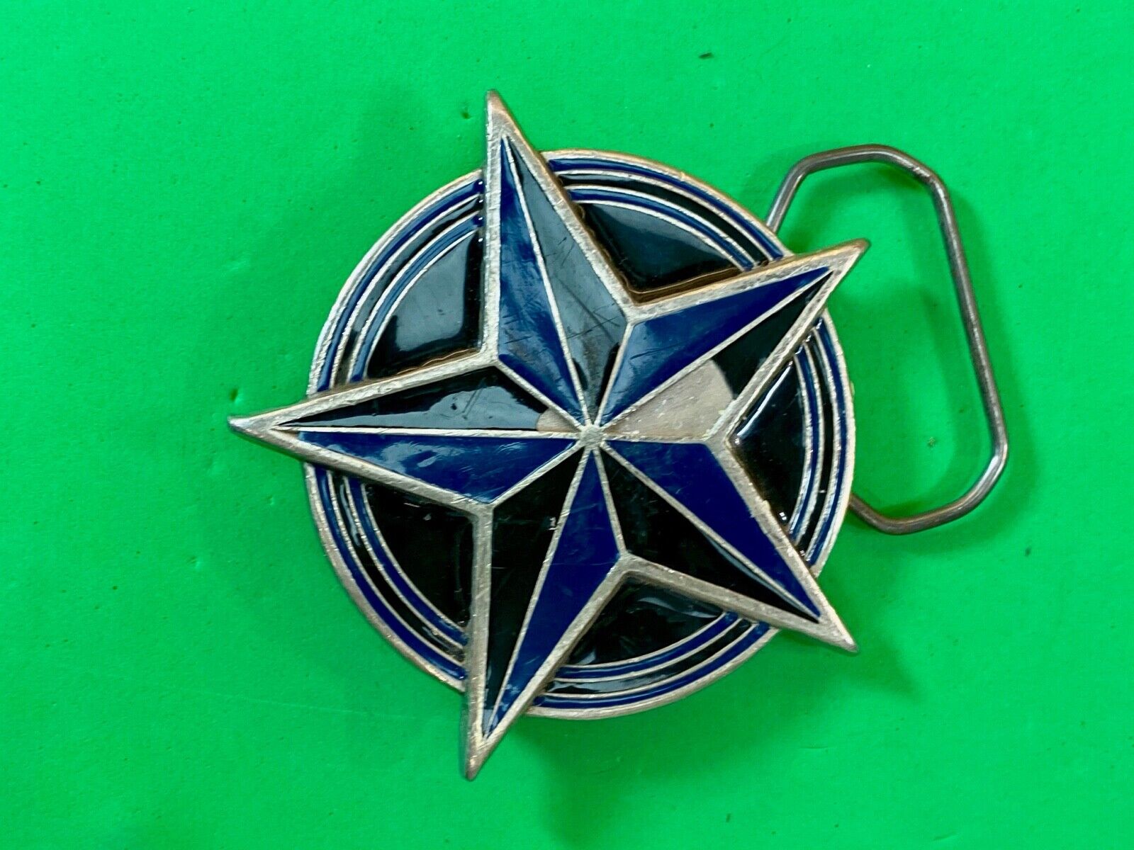2002 Great American Products Back Star Coming From Round Pewter Belt Buckle