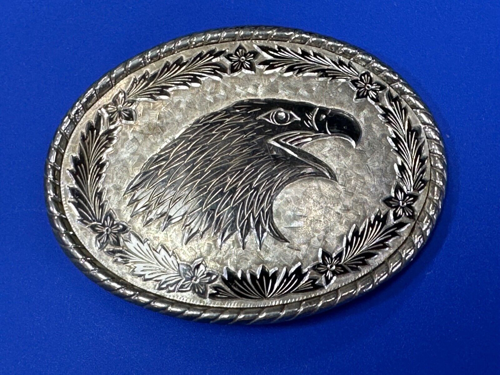 American Bald Eagle Bust profile, silver tone Etched belt buckle W Makers Mark