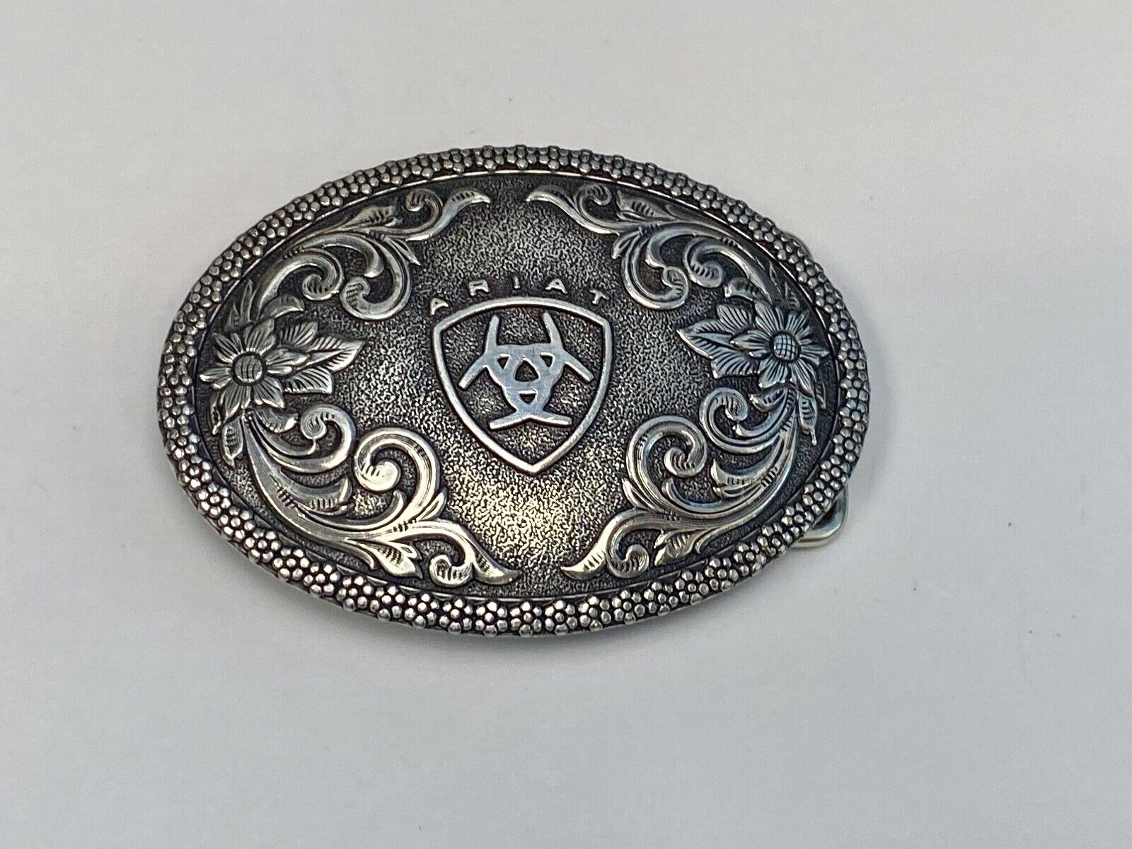 Ariat Western Oval Silver Tone Belt Buckle With Filigree Shield & Berry Edge