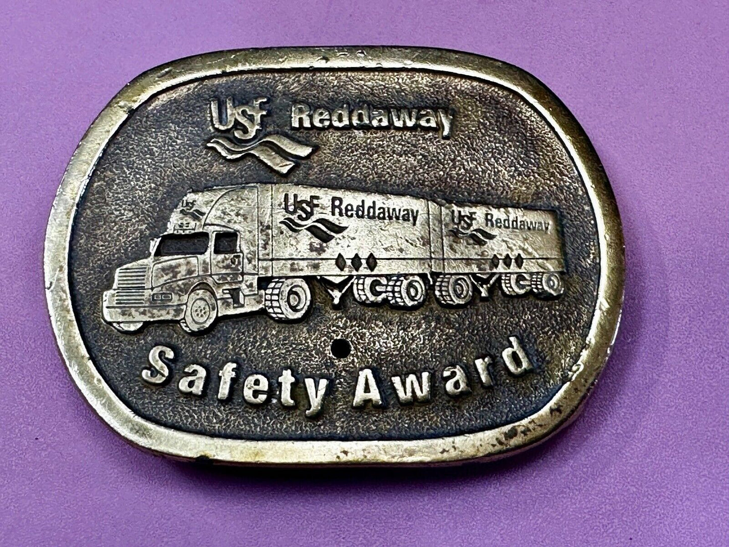 USF RedDaway Transportation Company Semis Drivers safety award 1996 Belt Buckle