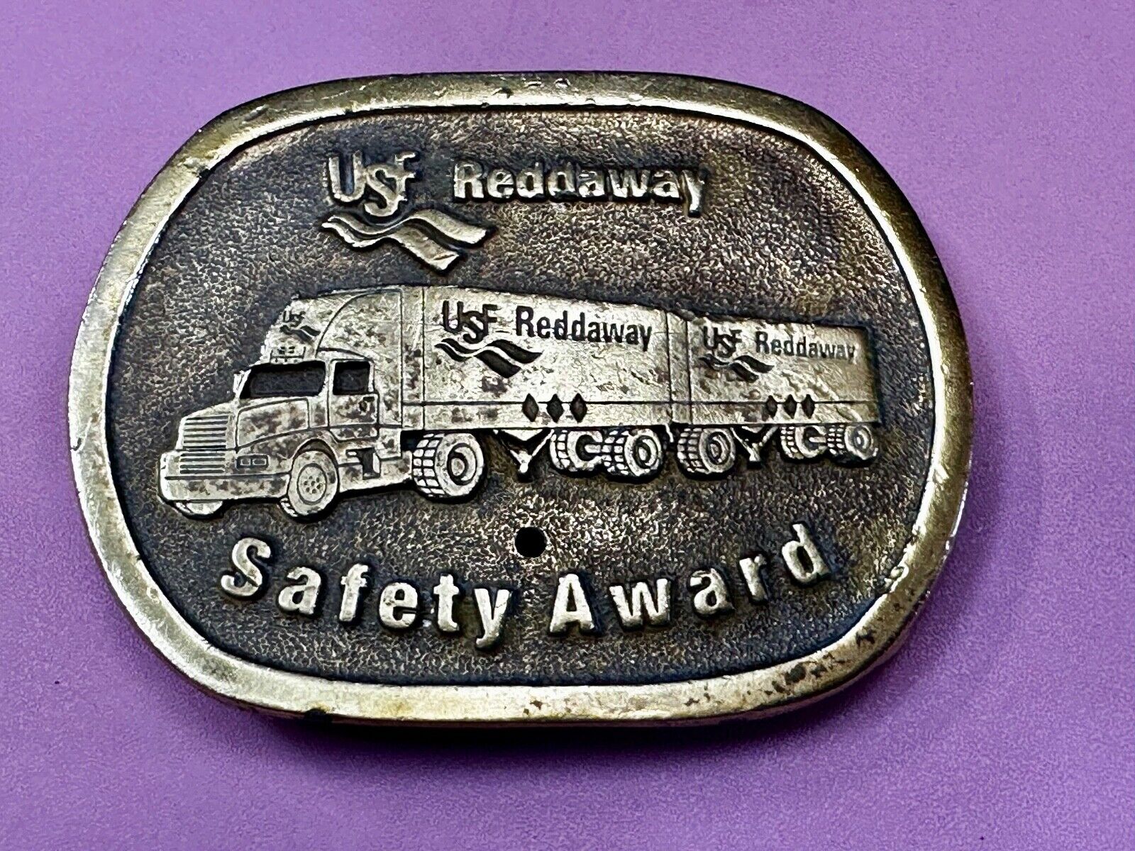 USF RedDaway Transportation Company Semis Drivers safety award 1996 Belt Buckle