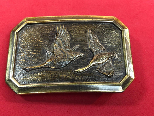 Vintage 1978 American Buckle Co Flying Mallards geese bird  Ducks Belt Buckle 