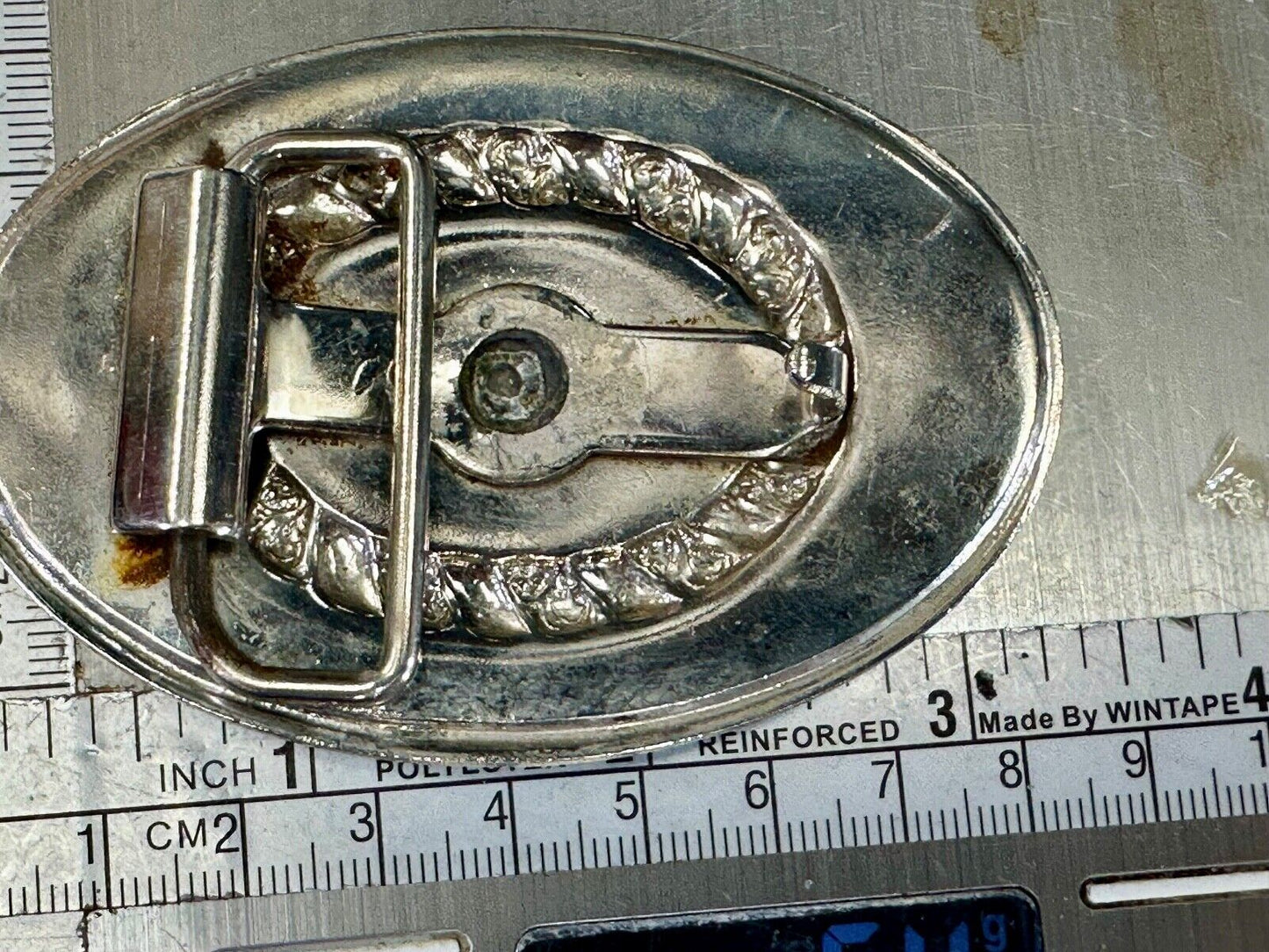 unique horse saddle Vintage oval multi ring belt buckle