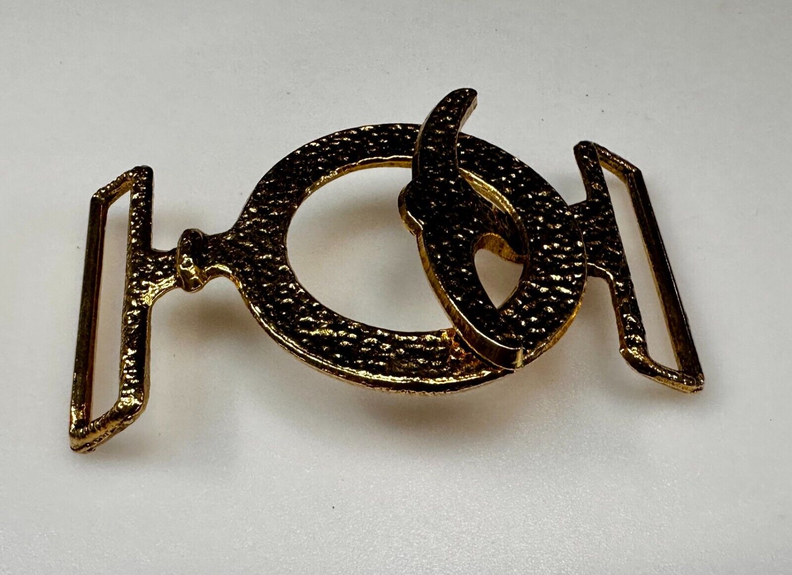 Two-Piece Interlocking Anchor? Open Work Gold Tone Vintage Belt Buckle