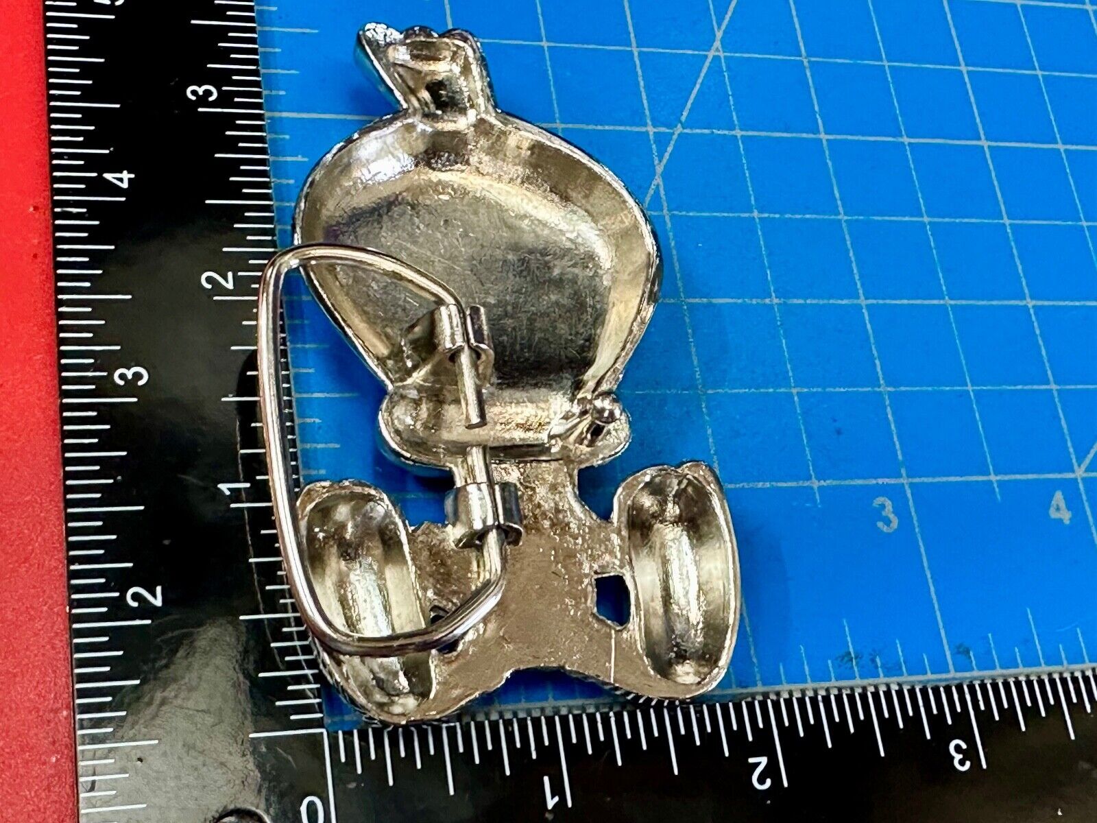 Tweety Bird Looney Tunes Enamel Eyes Silver Tone Small Vintage Belt Buckle