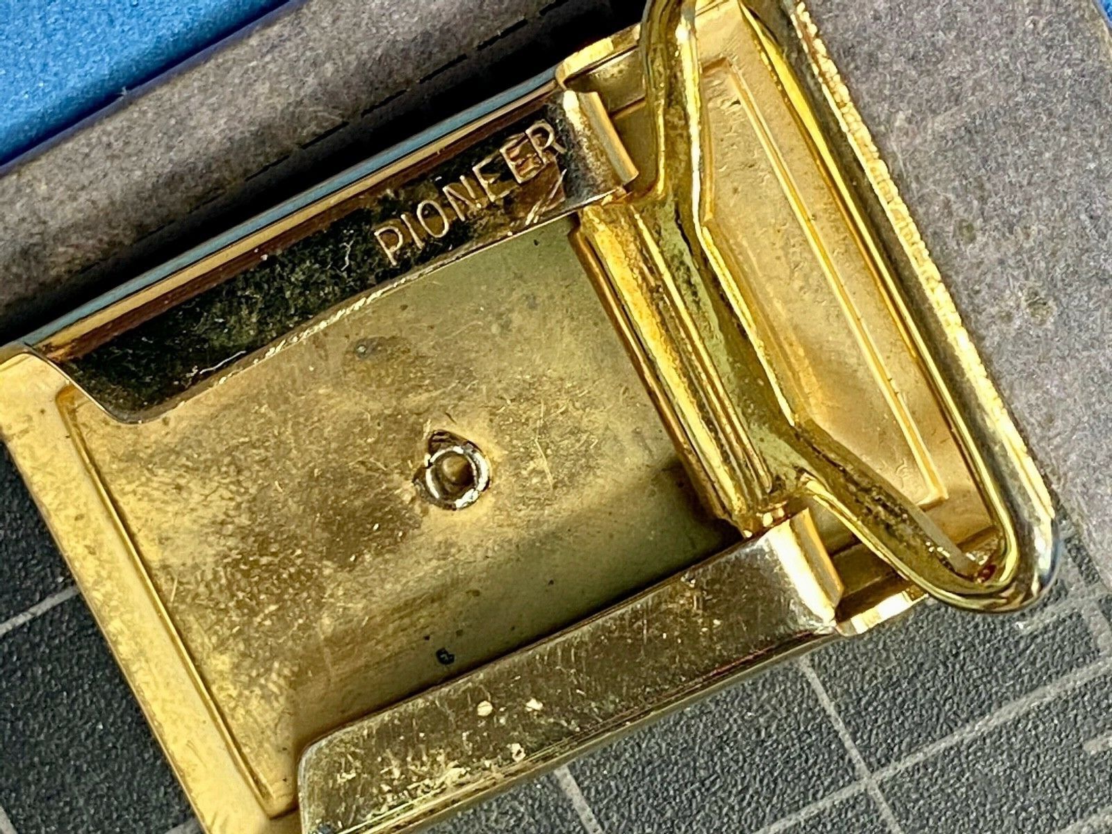 Vintage Letter B Initial Pioneer Brand Monogrammed Petite Belt Buckle 