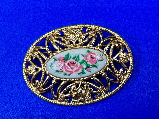 Avon signed gold tone see through surround Porcelain flower theme brooch pin