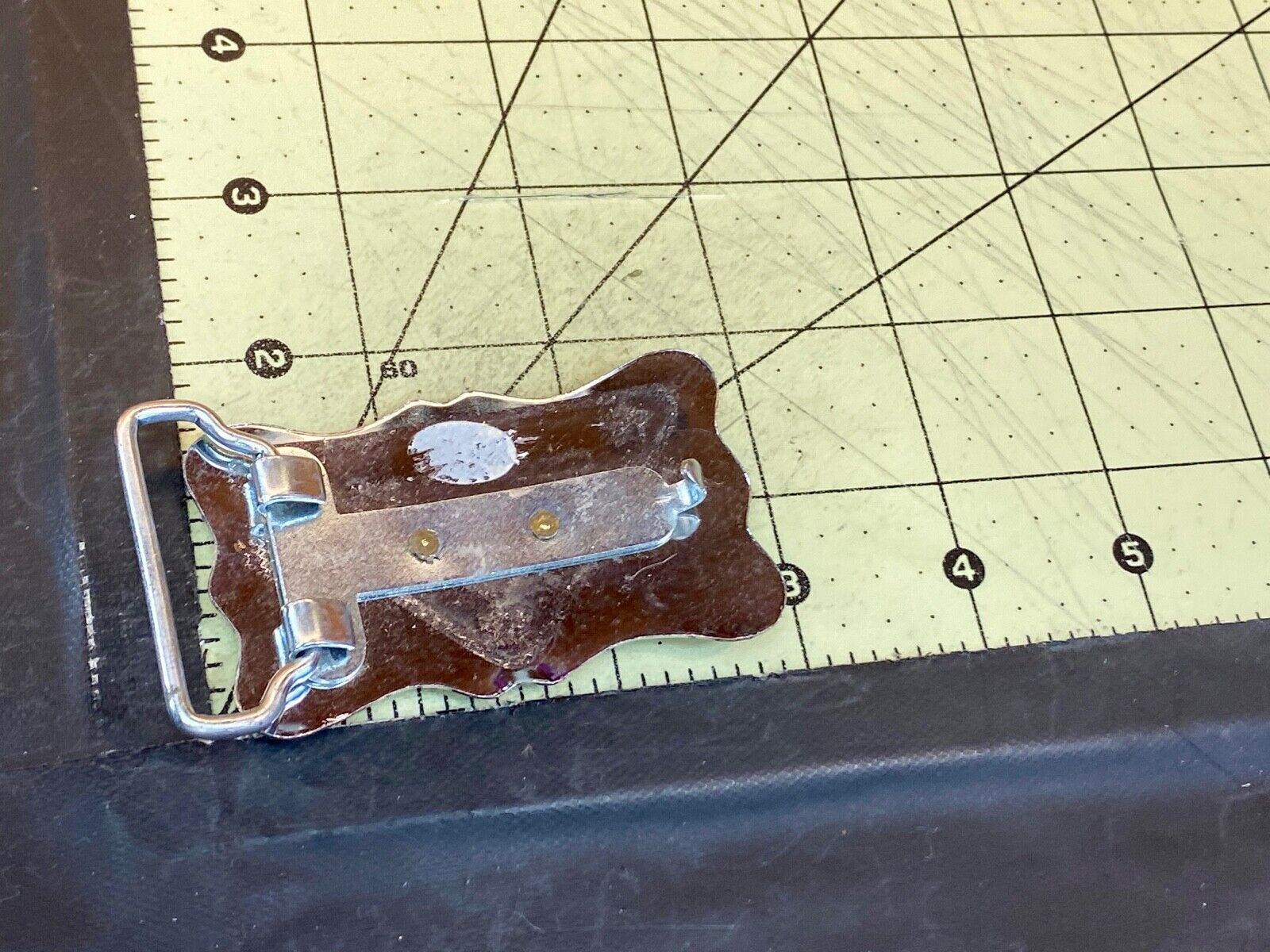 Horse Head Through Lucky Horse Shoe On Mirrored Mixed Metal Belt Buckle 