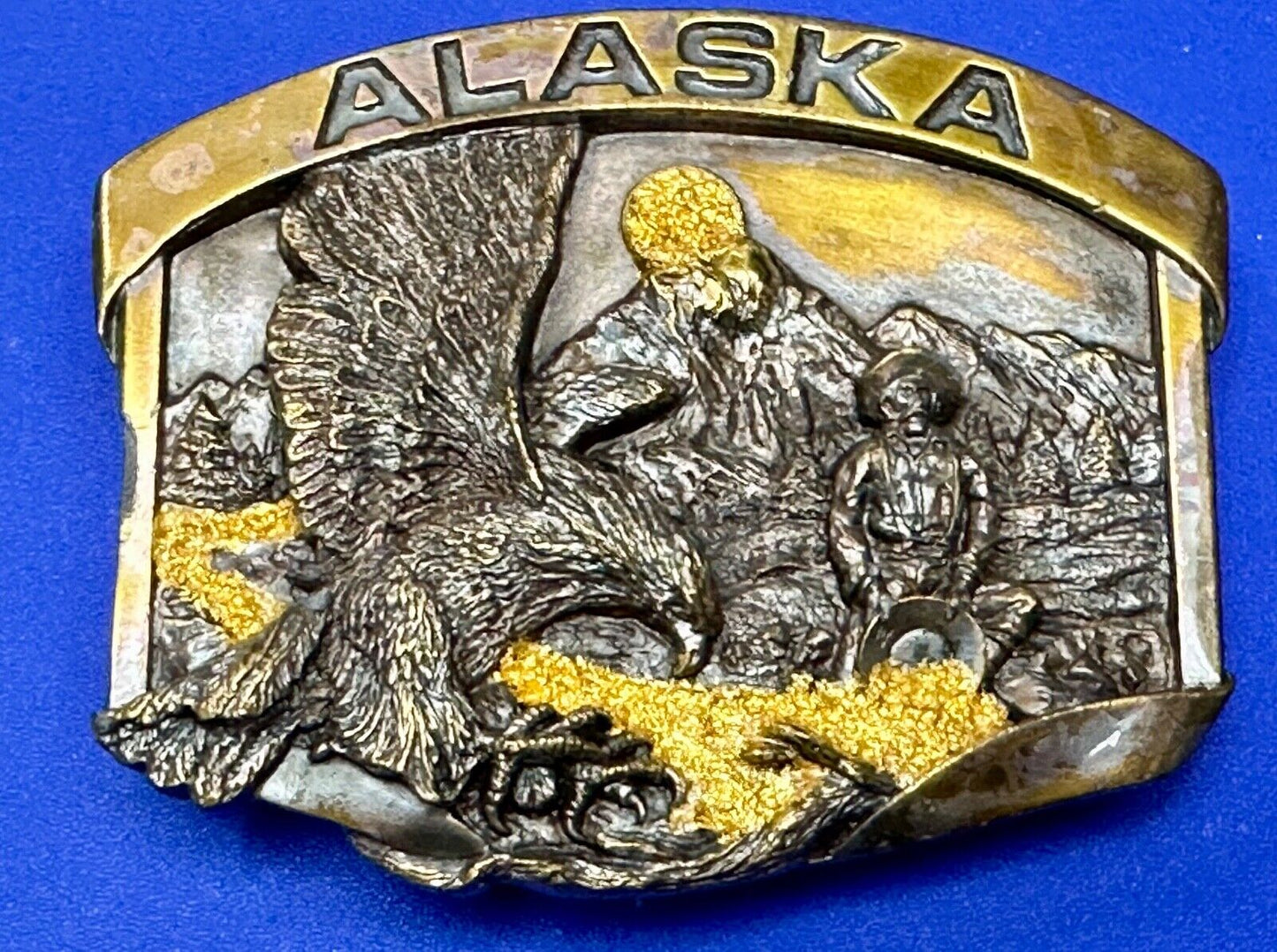 Alaska Gold Rush Mining Panning gold tone Vintage 1984 Siskiyou Belt Buckle
