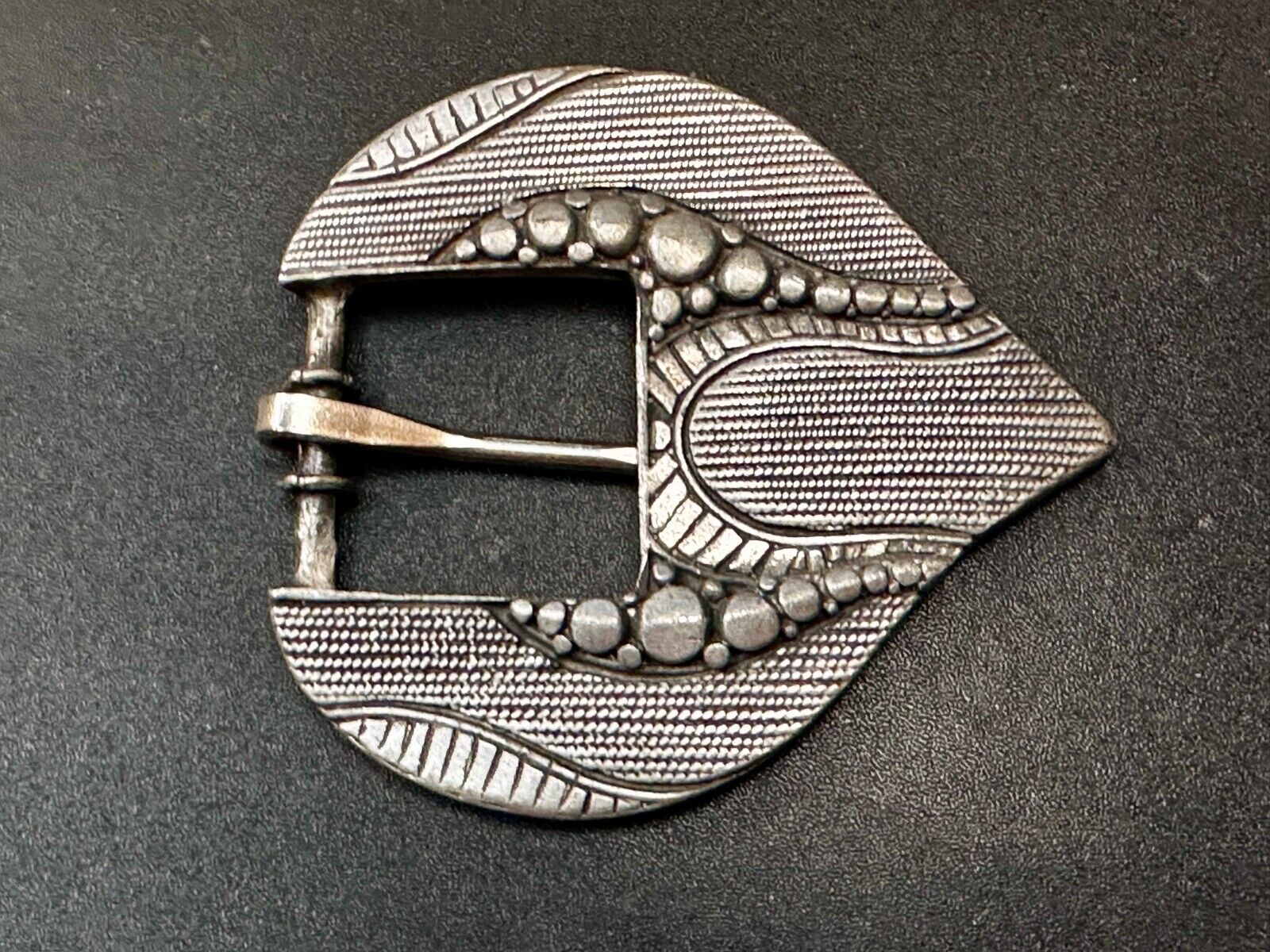 Beautiful Heart Shape Textured Replacement Dress Silver Tone Belt Buckle- MZ RCC