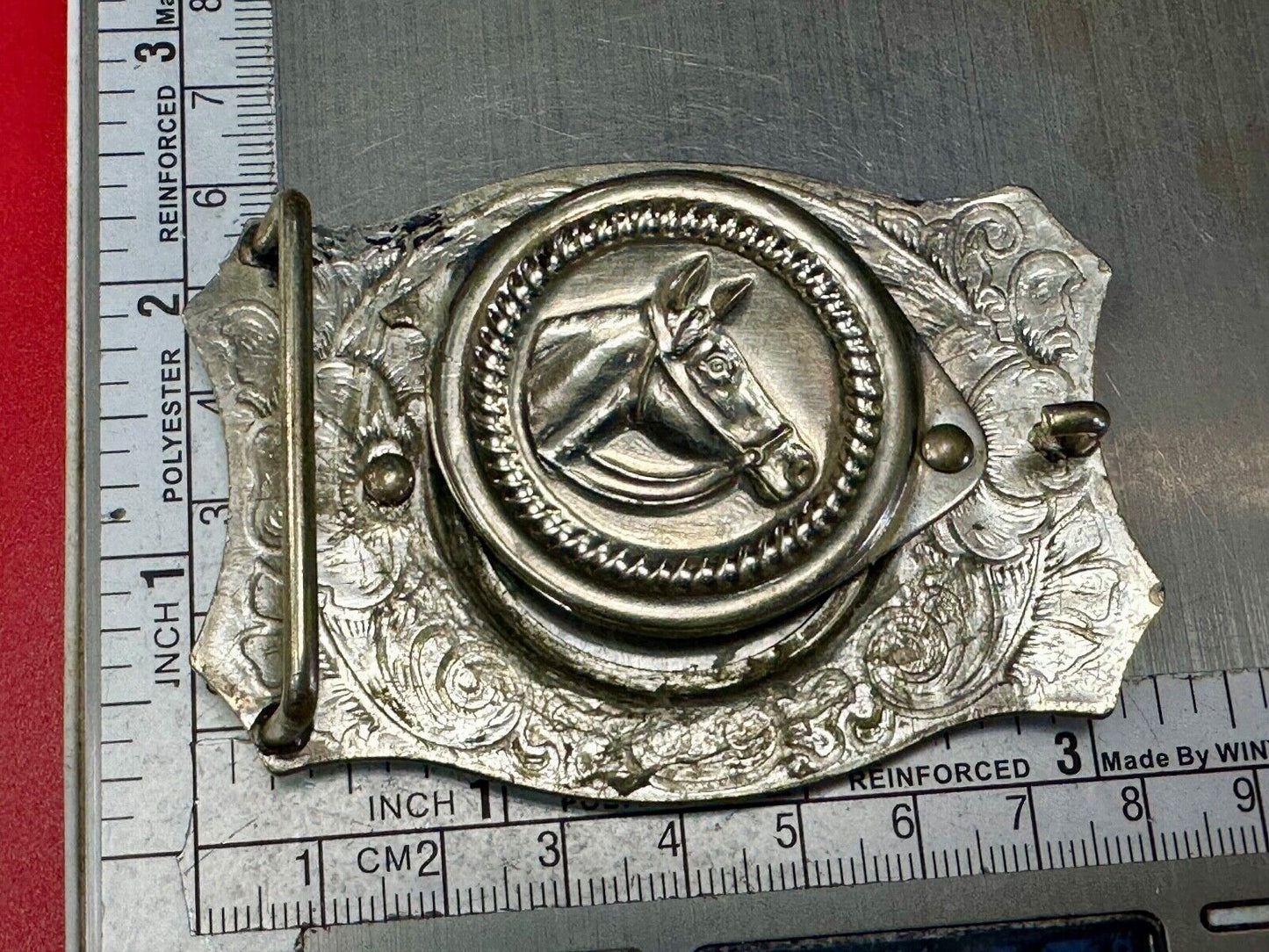 vintage Horse head - Moving Round Blank Coin Style Centerpiece belt buckle