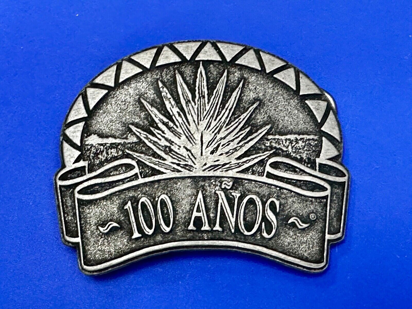 100 Anos (Years)  Tequila Belt Buckle Southwestern Design Advertising Promo