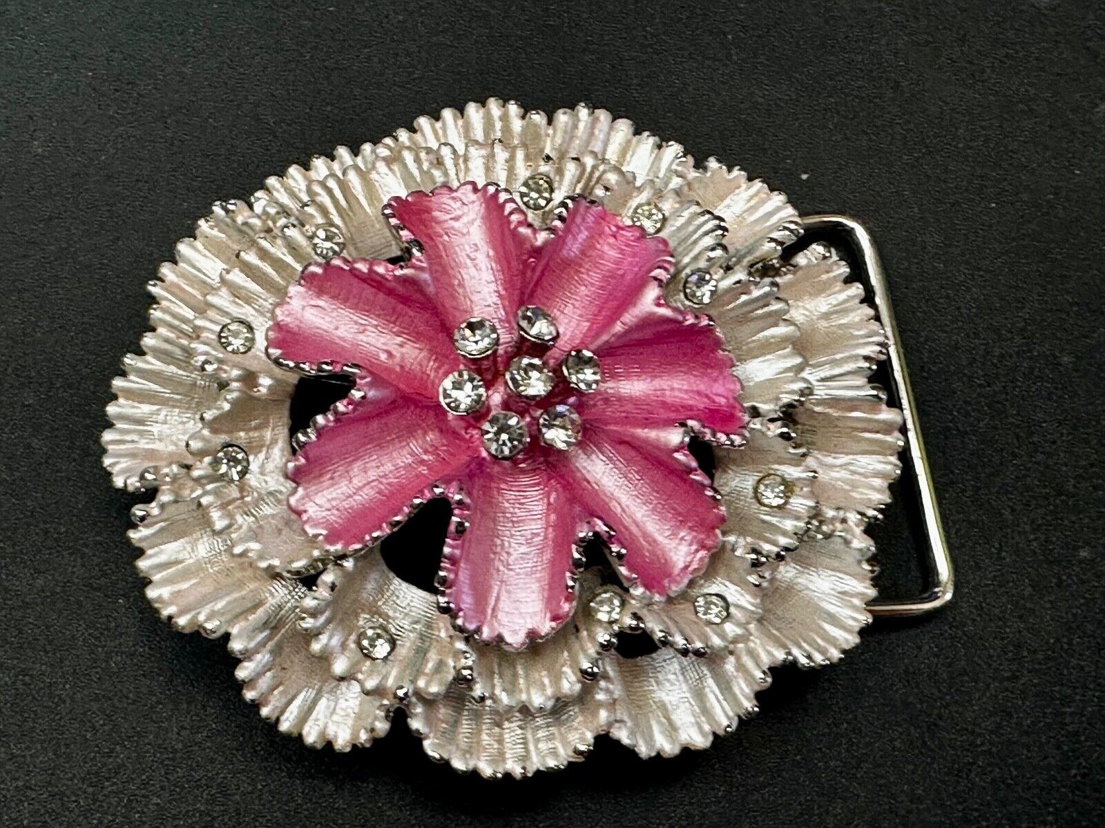 Unique Pink White Colored Flower 3D Pattern Rhinestone Accented Belt Buckle