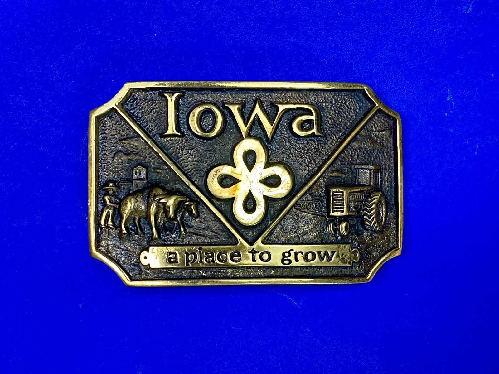 The State Of Iowa, A Place To Grow!   Farming Belt Buckle Heritage Mint Ltd