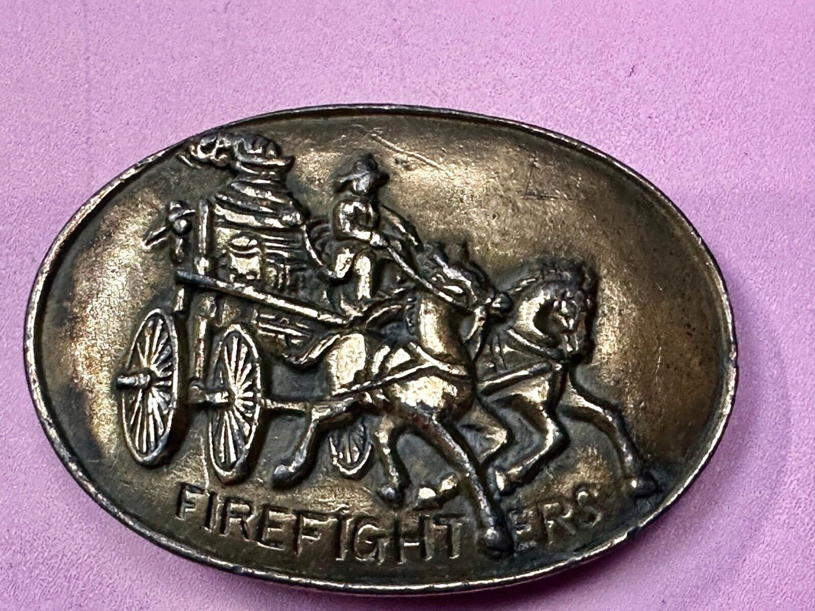 Antique Fire Fighters Fireman Horse Drawn Pumper Wagon Vintage Belt Buckle