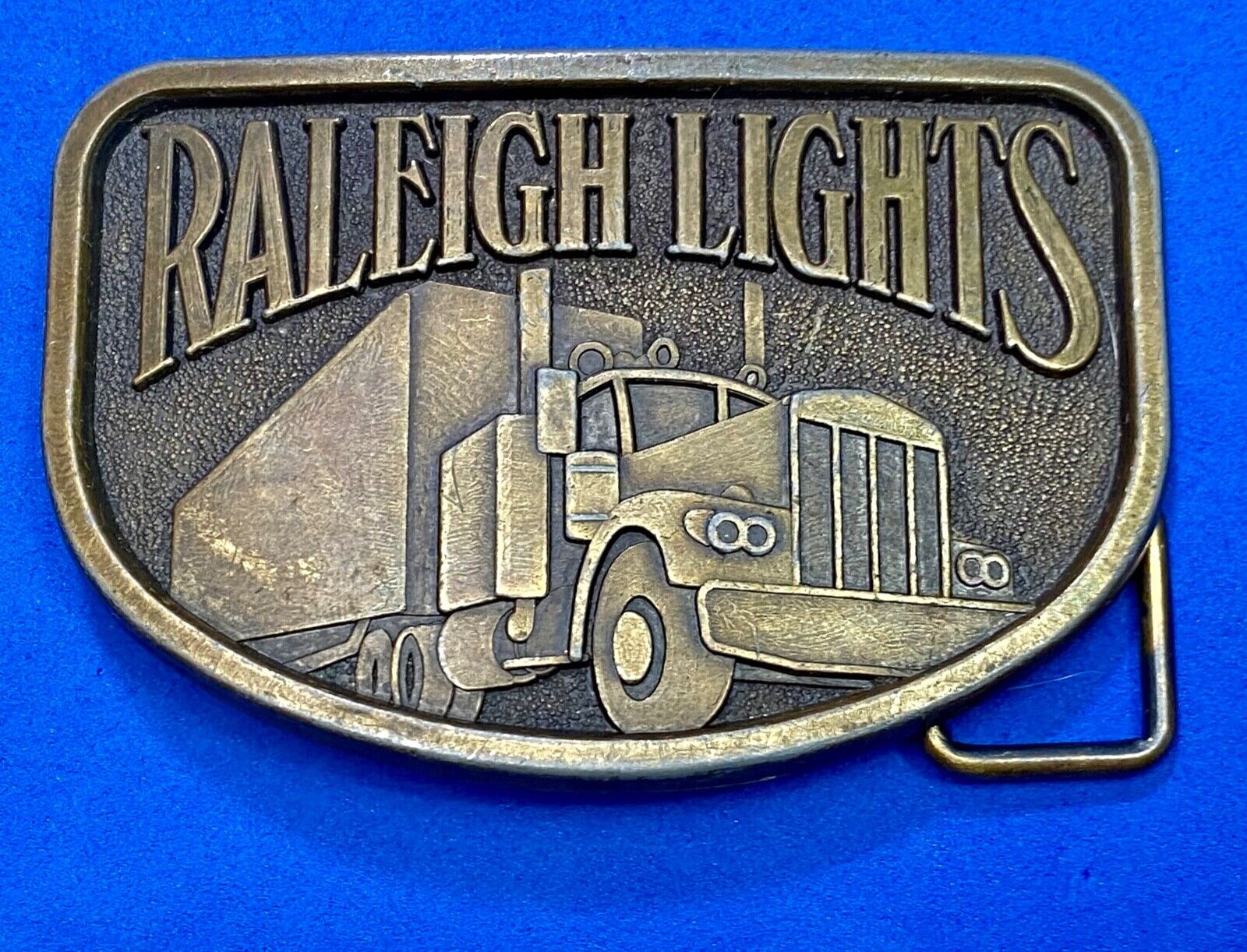 1970S Vintage Raleigh Lights Cigarettes Tobacco Semi Truck Trucker Belt Buckle