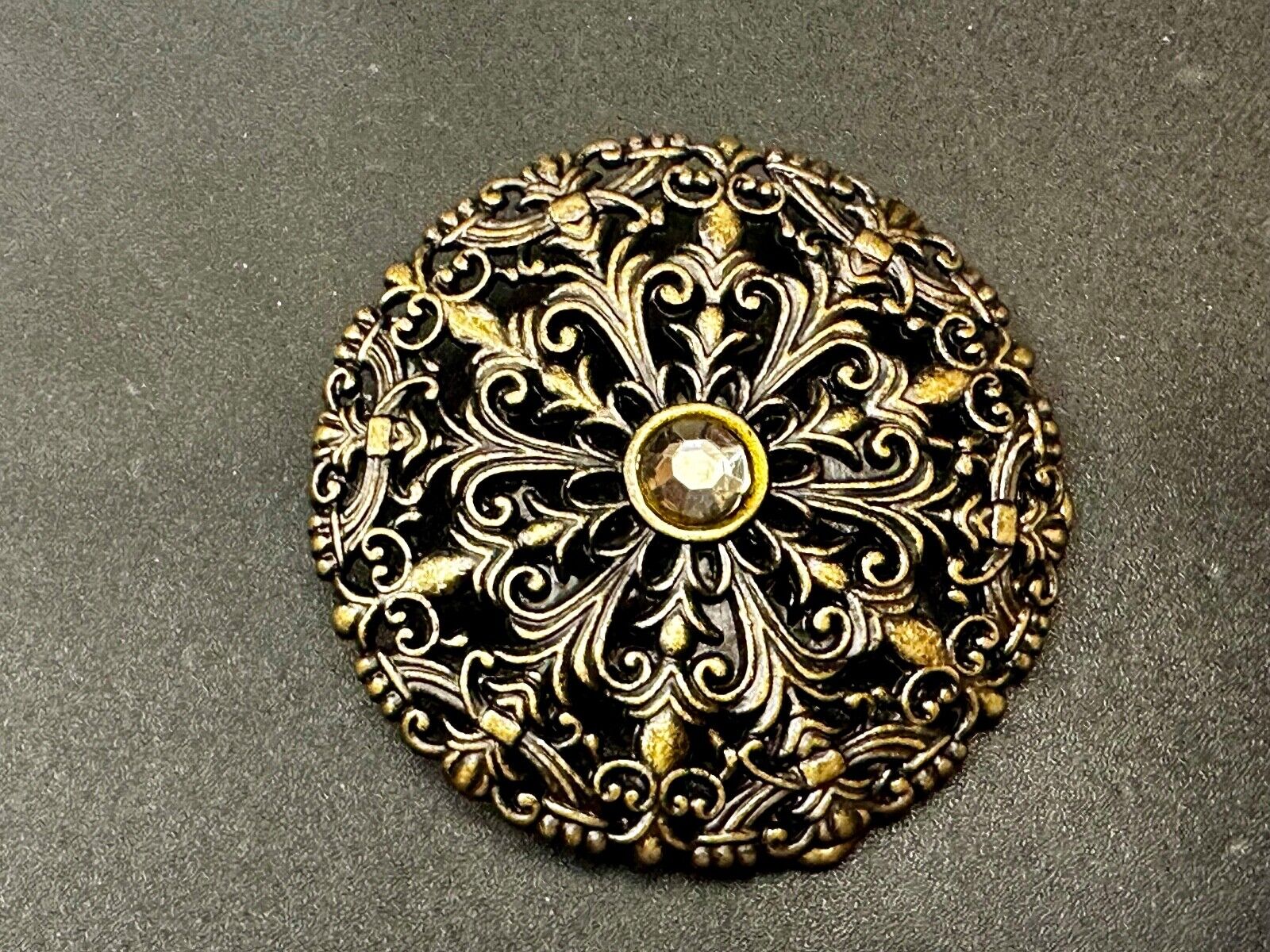 Victorian Style Filigree Round Small Hippy Vibe Small Belt Buckle
