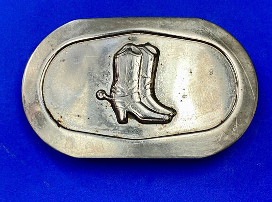 Vintage Cowboy boots with spurs - pre loved oval plated belt buckle