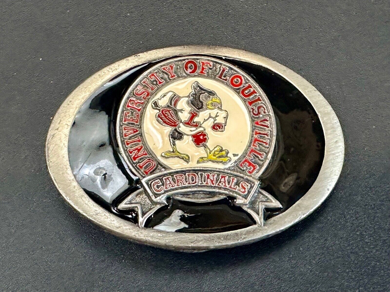 University of Louisville Cardinals Vintage 1992 Great American belt buckle Co.