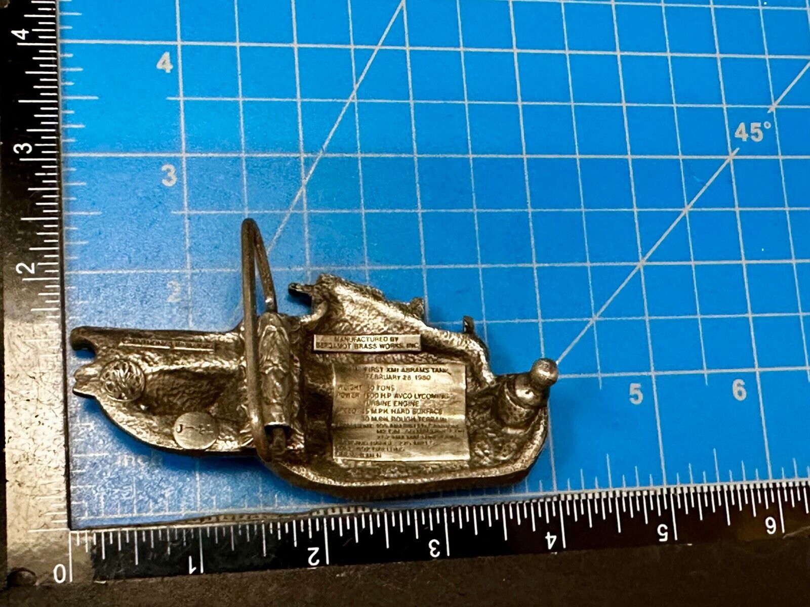 US Army Abrams Tank Anthony J Irvin Vintage 1979  Figural Bergamot Belt Buckle
