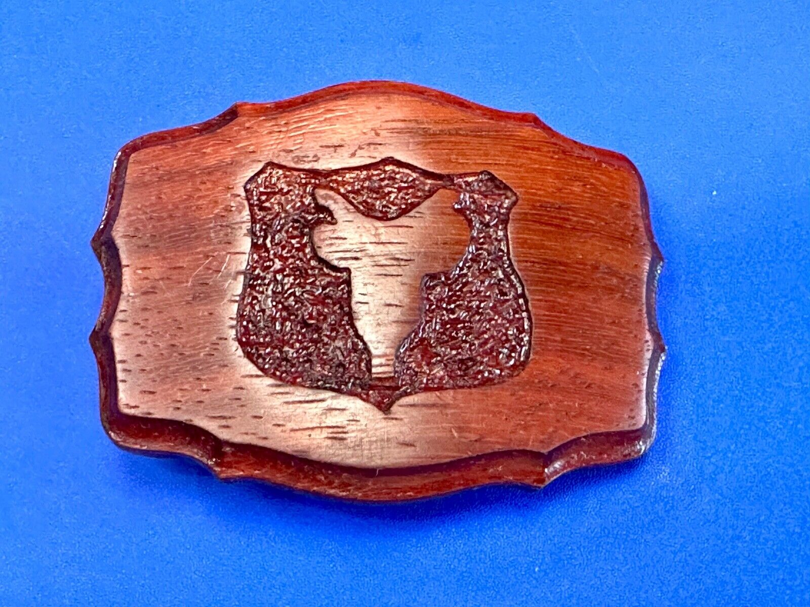 Vintage horse saddle carved in wooden western framed belt buckle  VermJ LL19