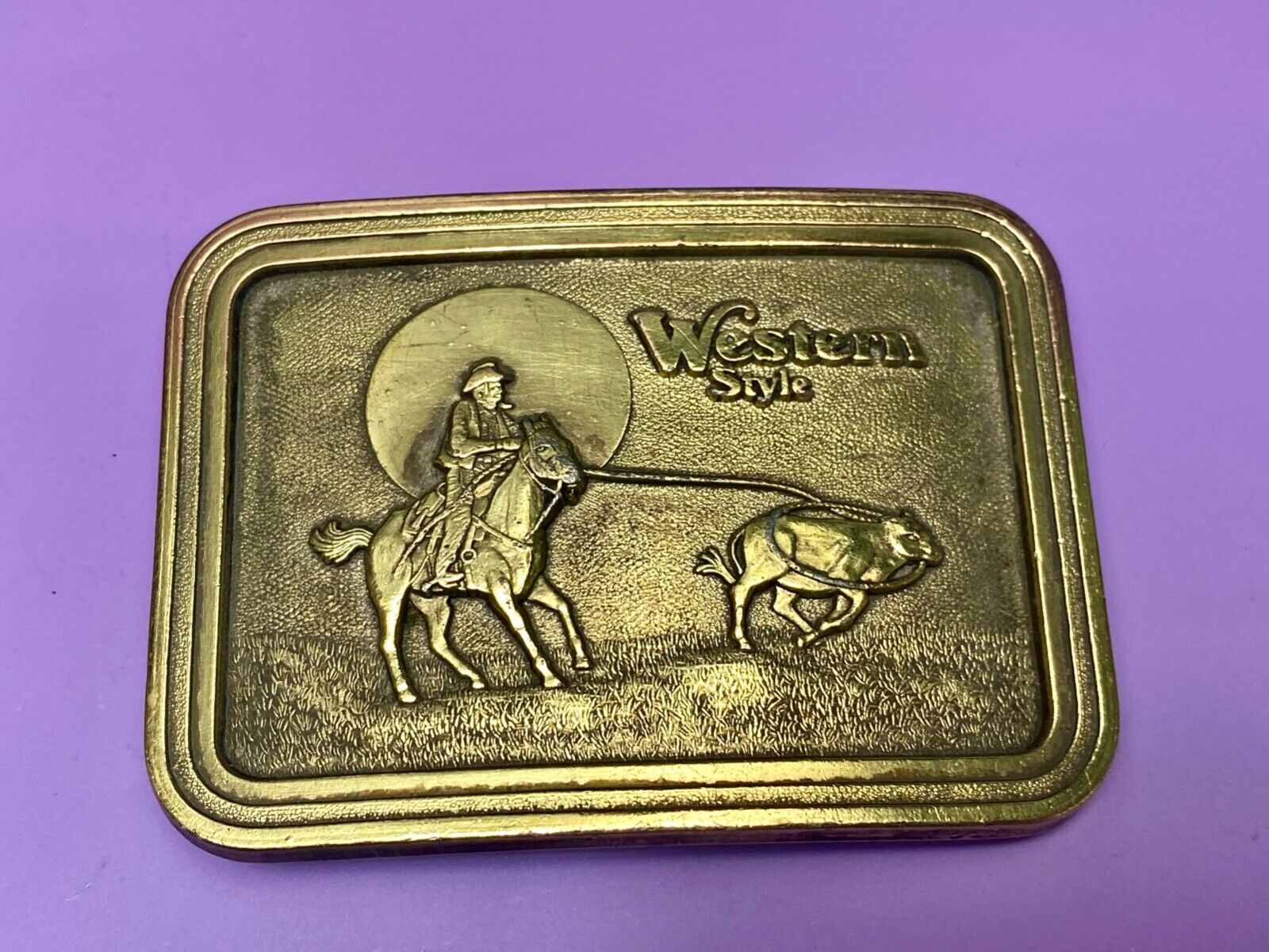 Vintage  - Western Style roping rodeo cowboy on range belt buckle