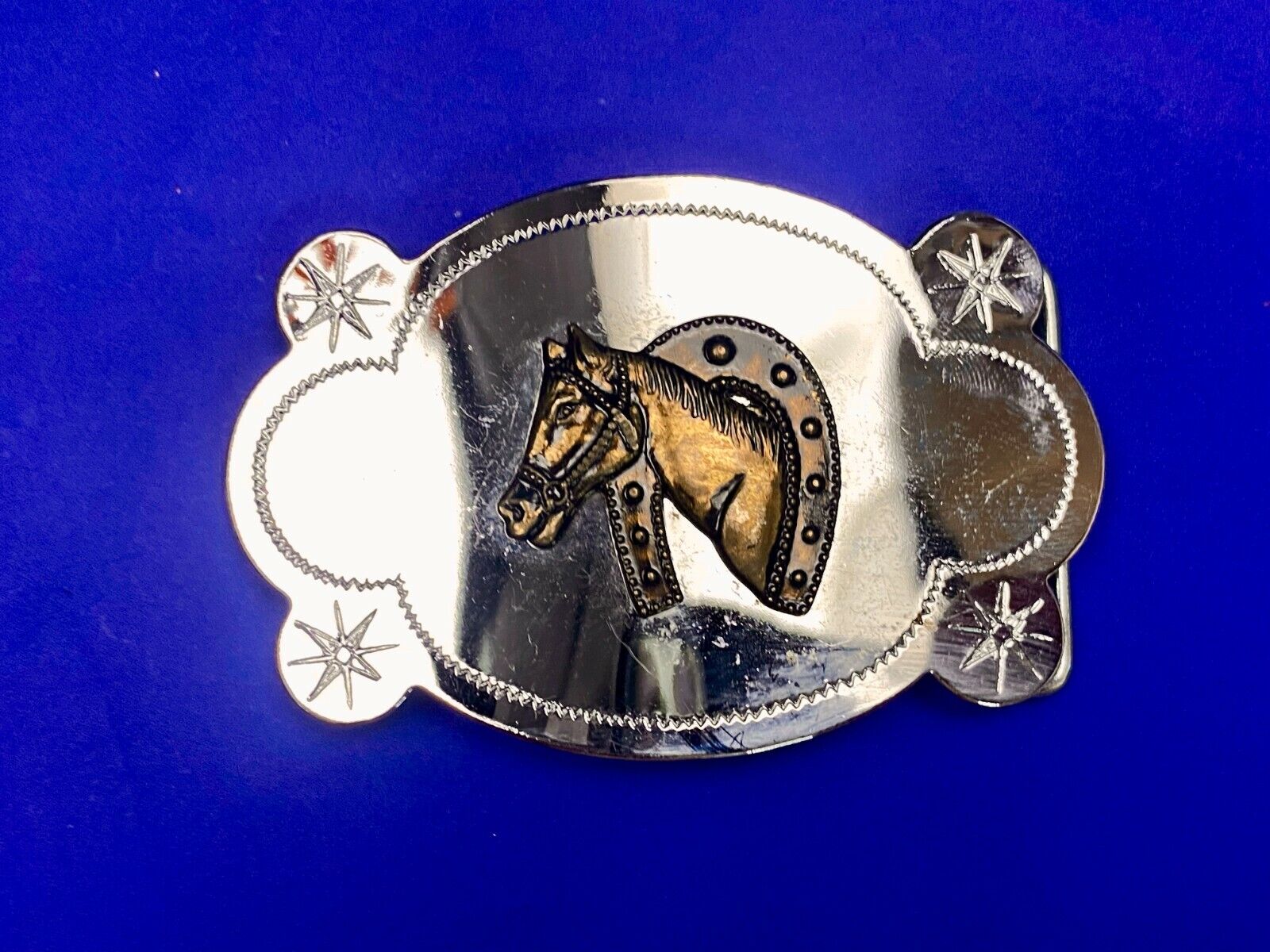 Vintage Horse Head Through Lucky Horseshoe Reflective Belt Buckle