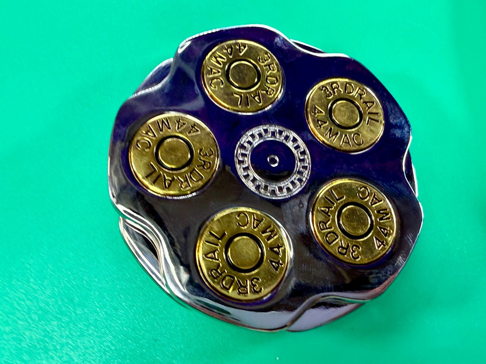 3RDRAIL Magnum 44 Revolver Gun Shell Bullet Moving Collectors Belt Buckle