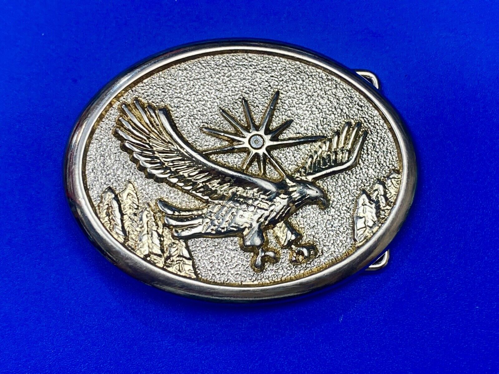 Vintage Eagle Flying Over Mountains With Sunburst two tone belt buckle