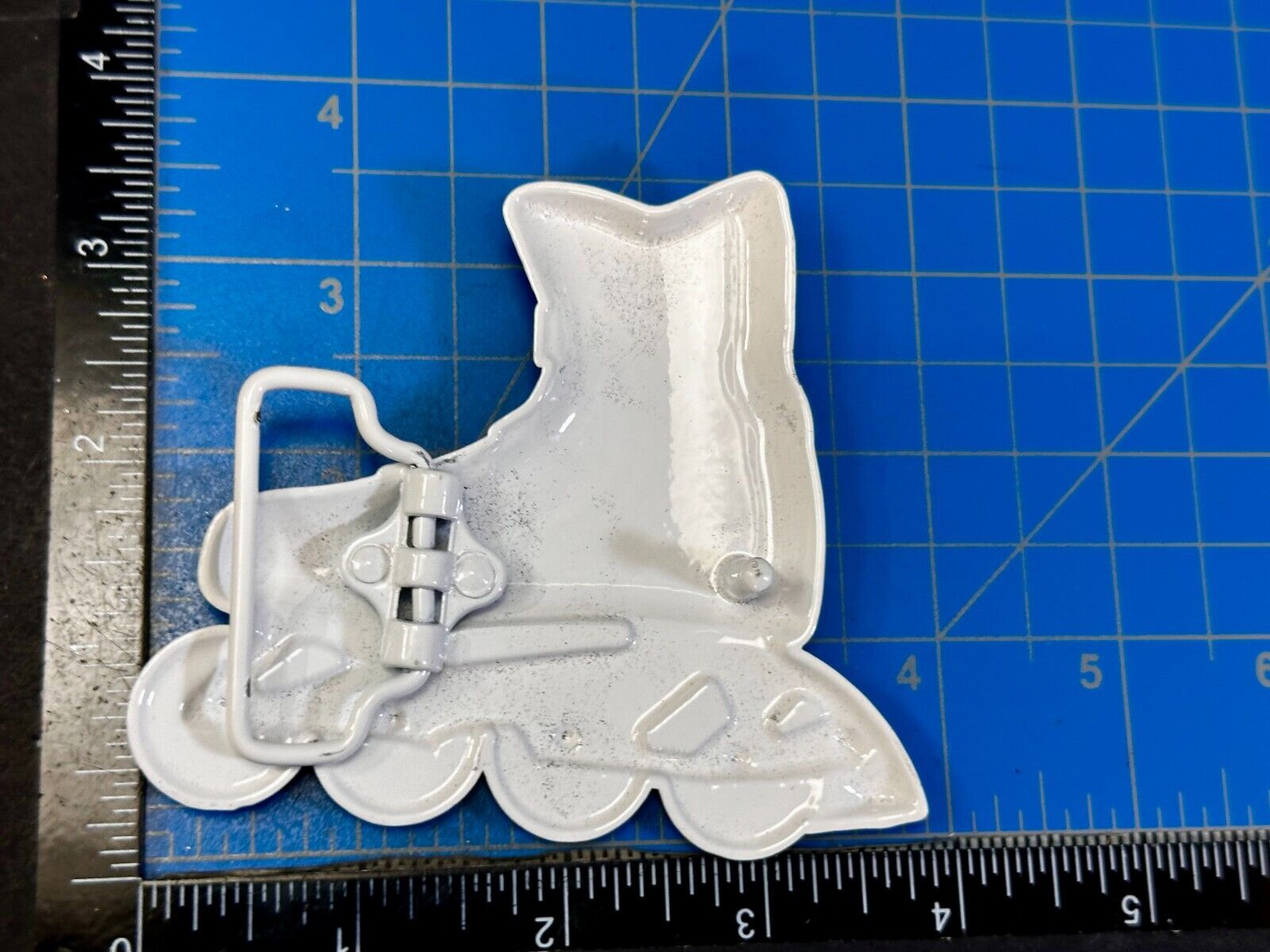 Unique Roller Skate Figural Skating Roller Derby Sports Cutout Belt Buckle