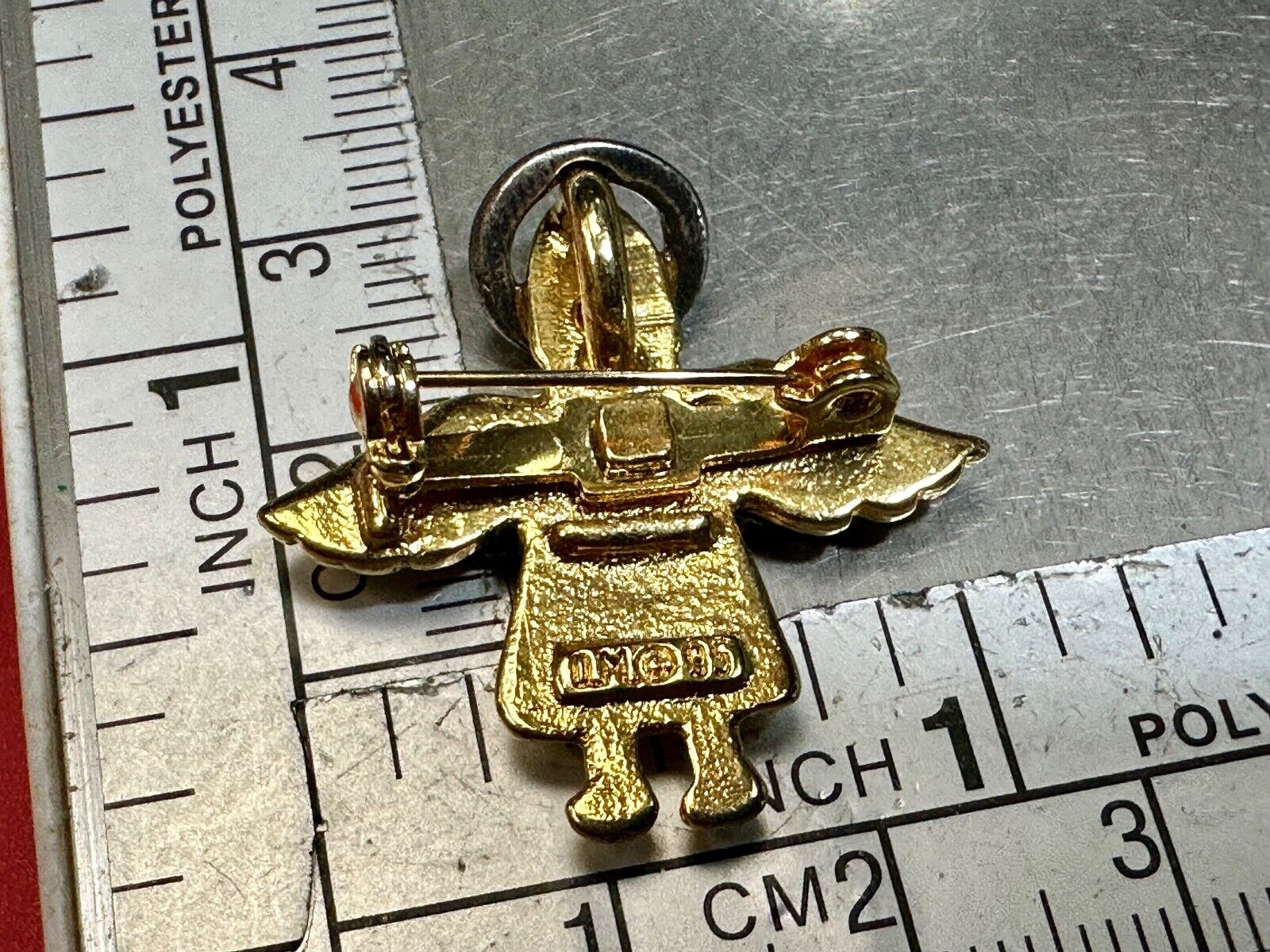 Angel Flying Away!   Vintage two tone Adorable small Vintage pin brooch