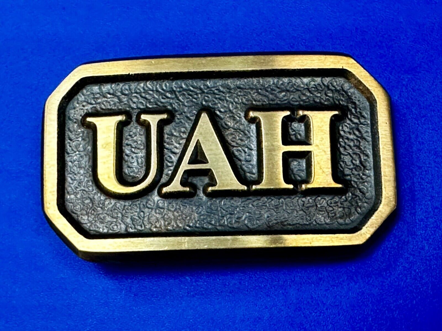UAH University of Alabama in Huntsville?  Alumni Commemorative Belt Buckle