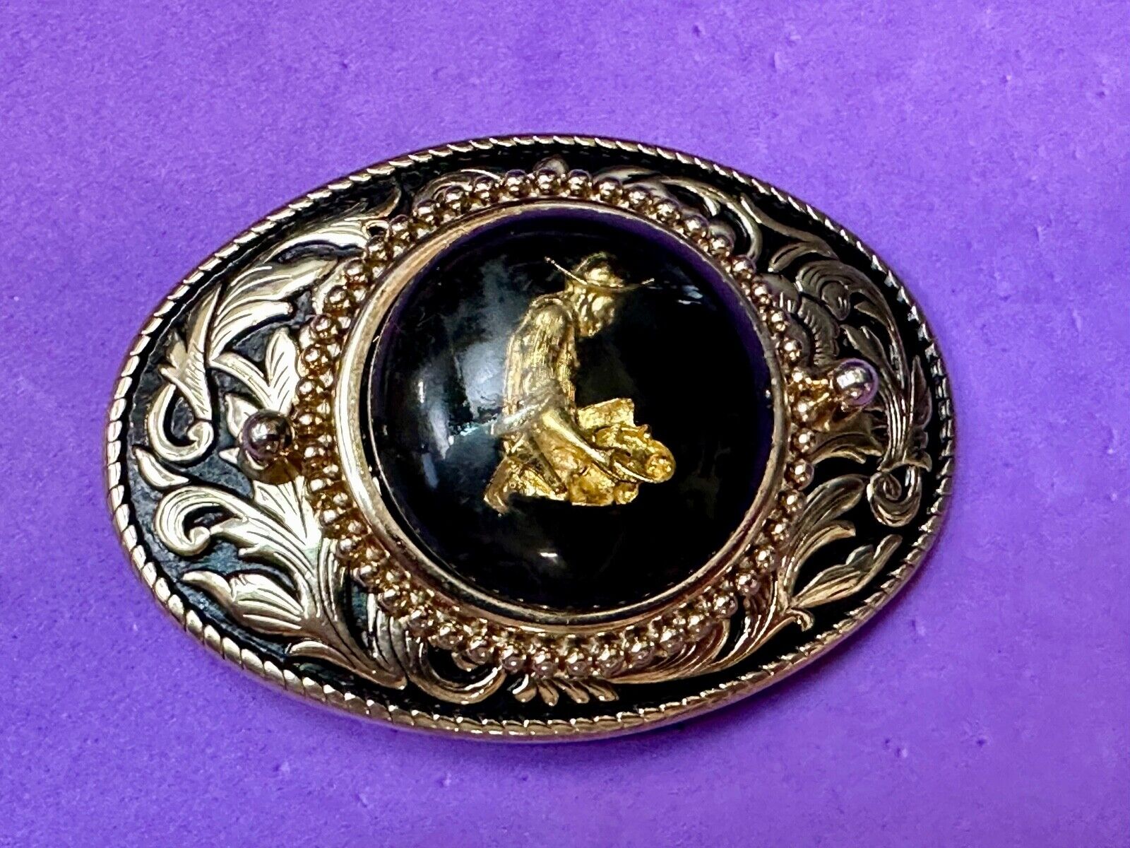Artisan Gold Panning Beautiful centerpiece in Vintage western Belt Buckle