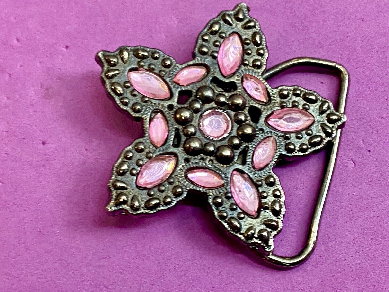 Beautiful star Vintage Cut - Out Multiple rhinestone belt buckle 