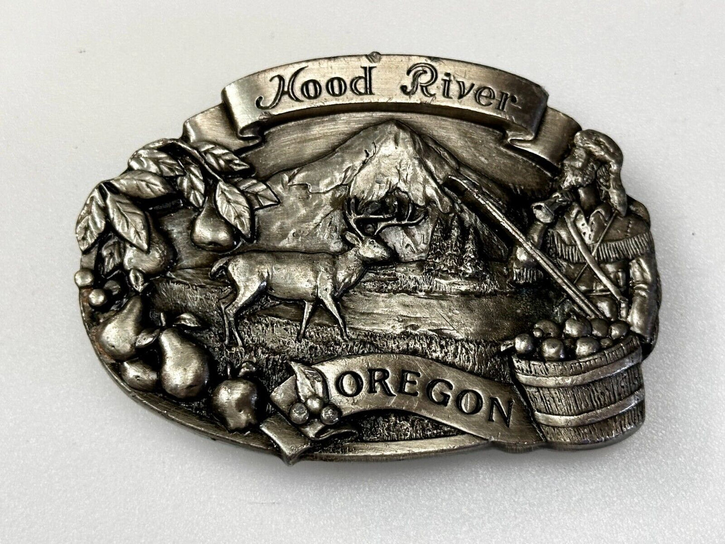 Mt. Hood River Valley Oregon Majestic Scenery Vtg 1981 Commemorative Belt Buckle