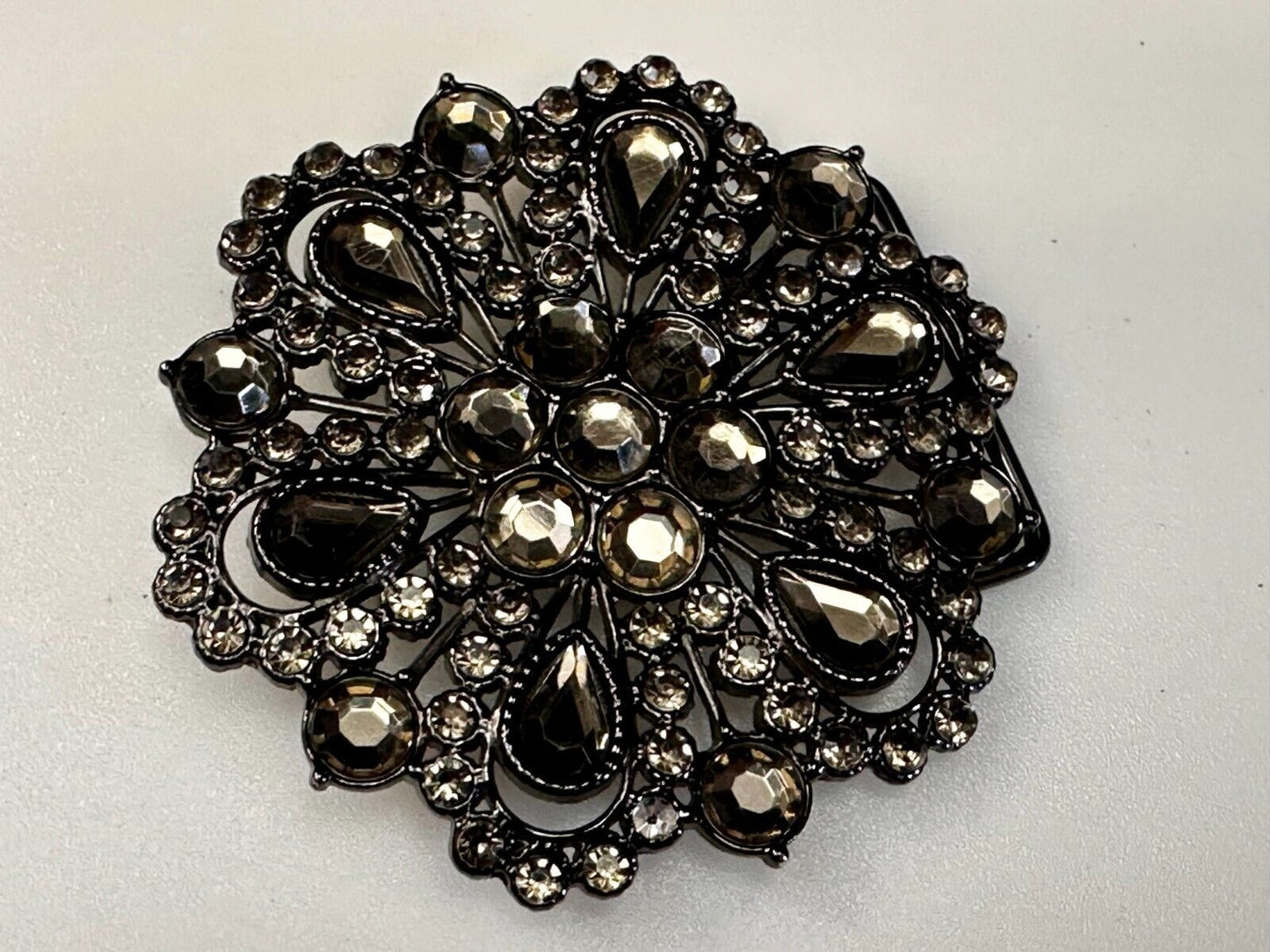 Victorian Style Clear Rhinestone Flower Burst Vintage Silver Tone Belt Buckle
