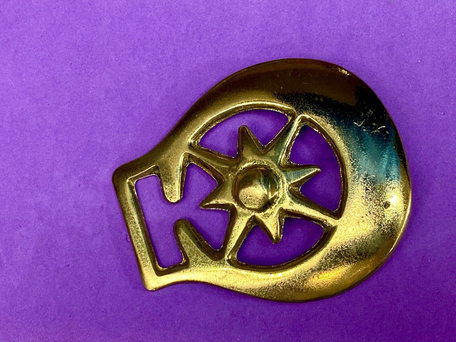 Vintage Horse Saddle Medallion Solid Brass nights STAR or cowgirls belt buckle!